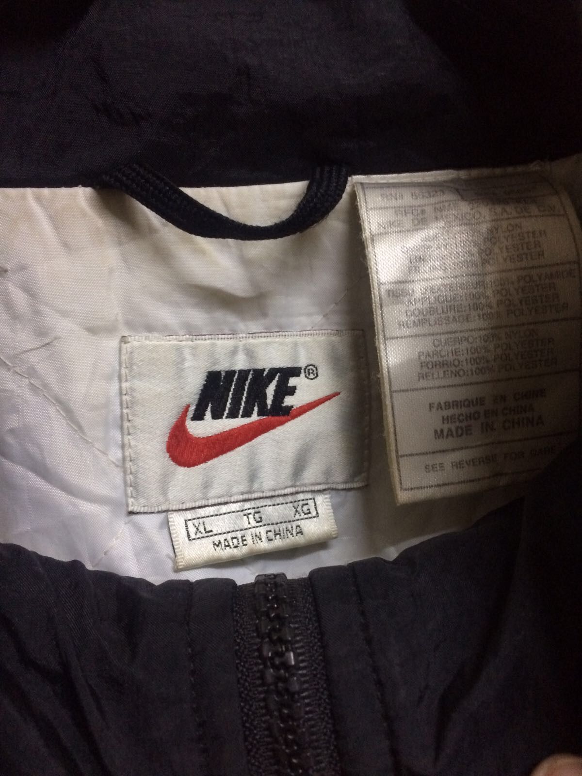 Nike NIKE AIR CLASSIC DESIGN WITH BIG LOGO NIKE AIR JORDAN RARE Size US XL / EU 56 / 4 - 4 Thumbnail