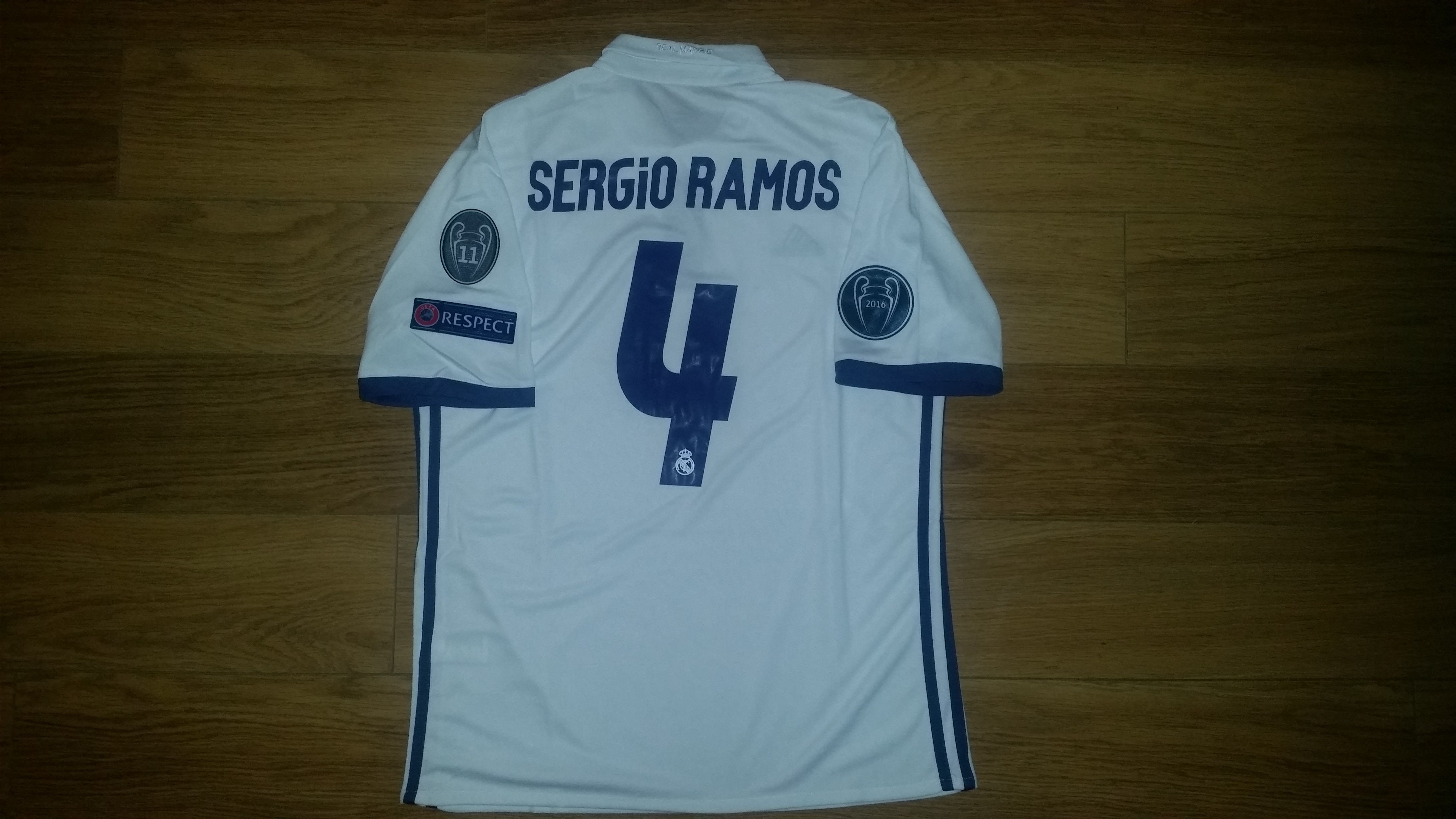 Soccer Jersey Sergio Ramos Soccer Jersey Real Madrid 2016 - 17 UCL patchs Size US L / EU 52-54 / 3 - 5 Thumbnail