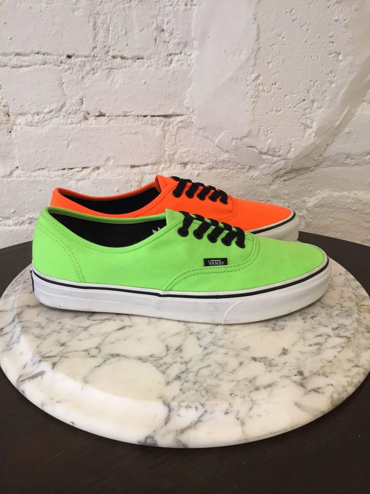 Highlighter vans best sale