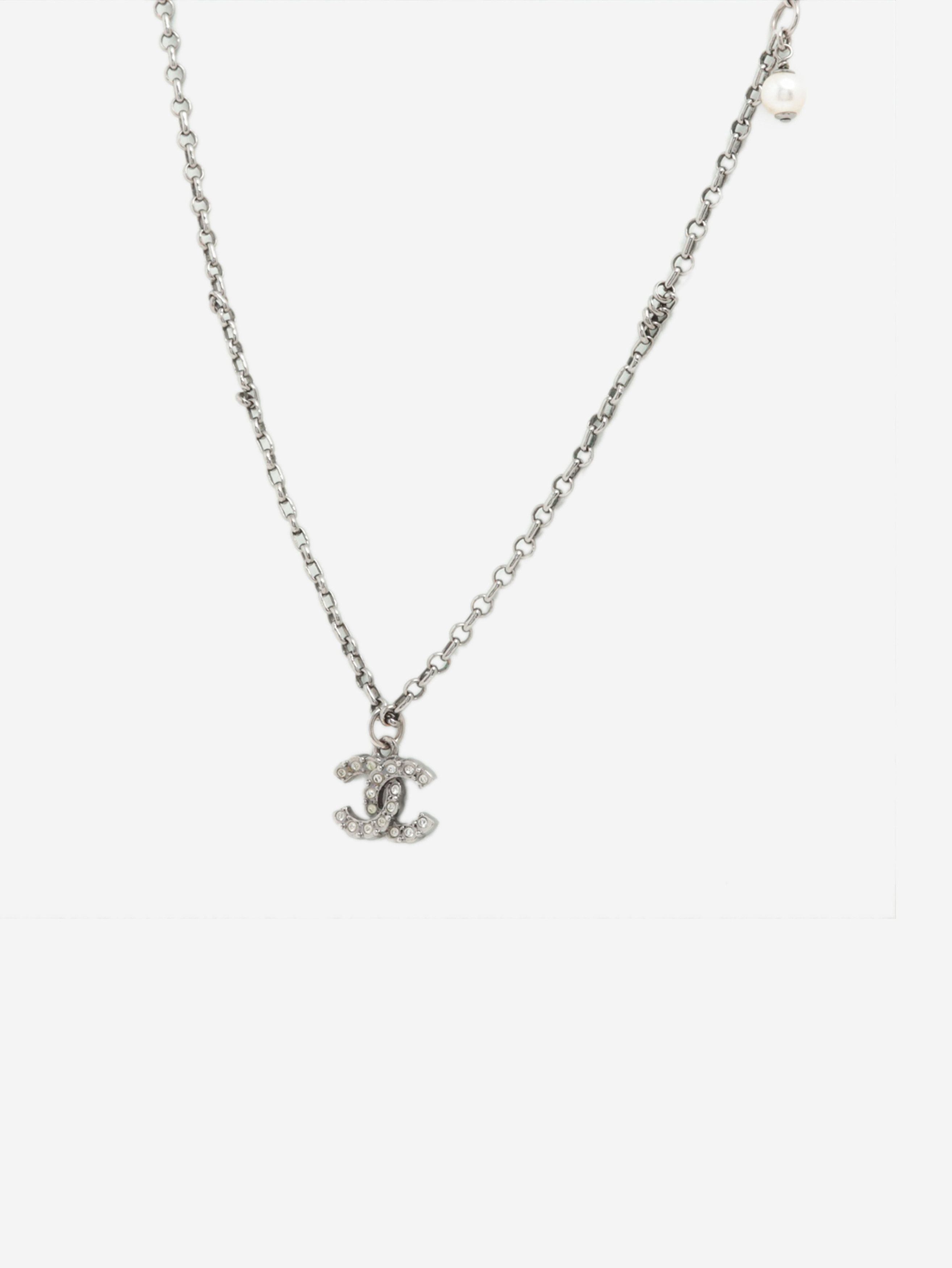 Silver CC necklace