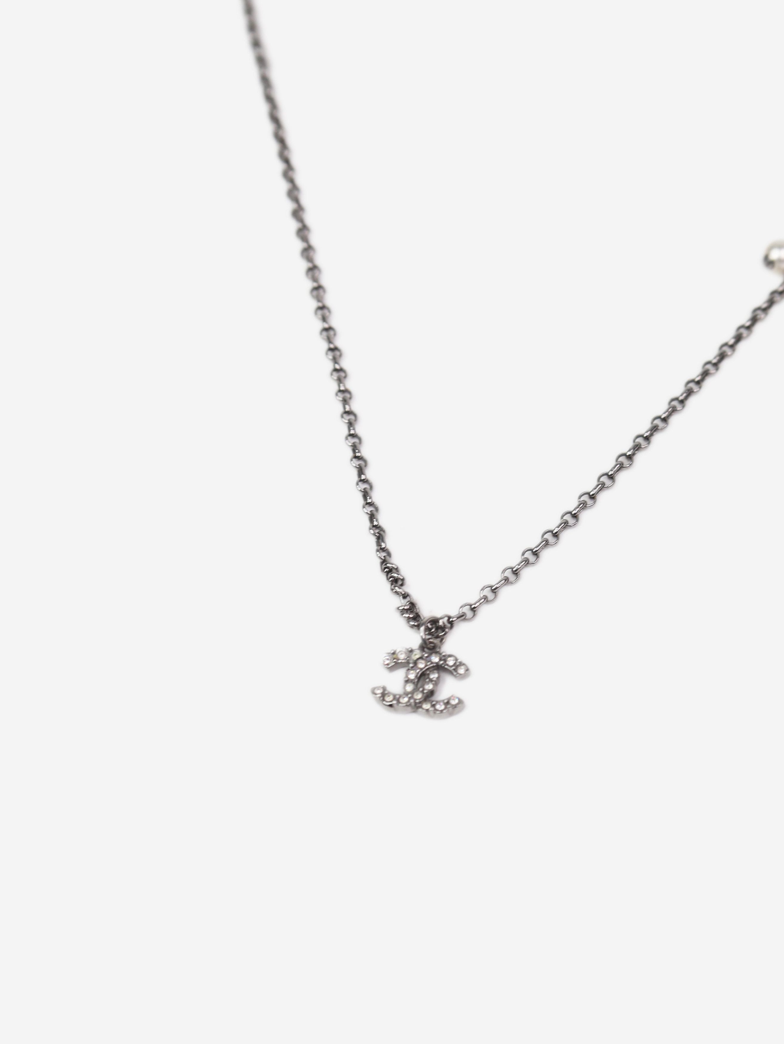 Silver CC necklace