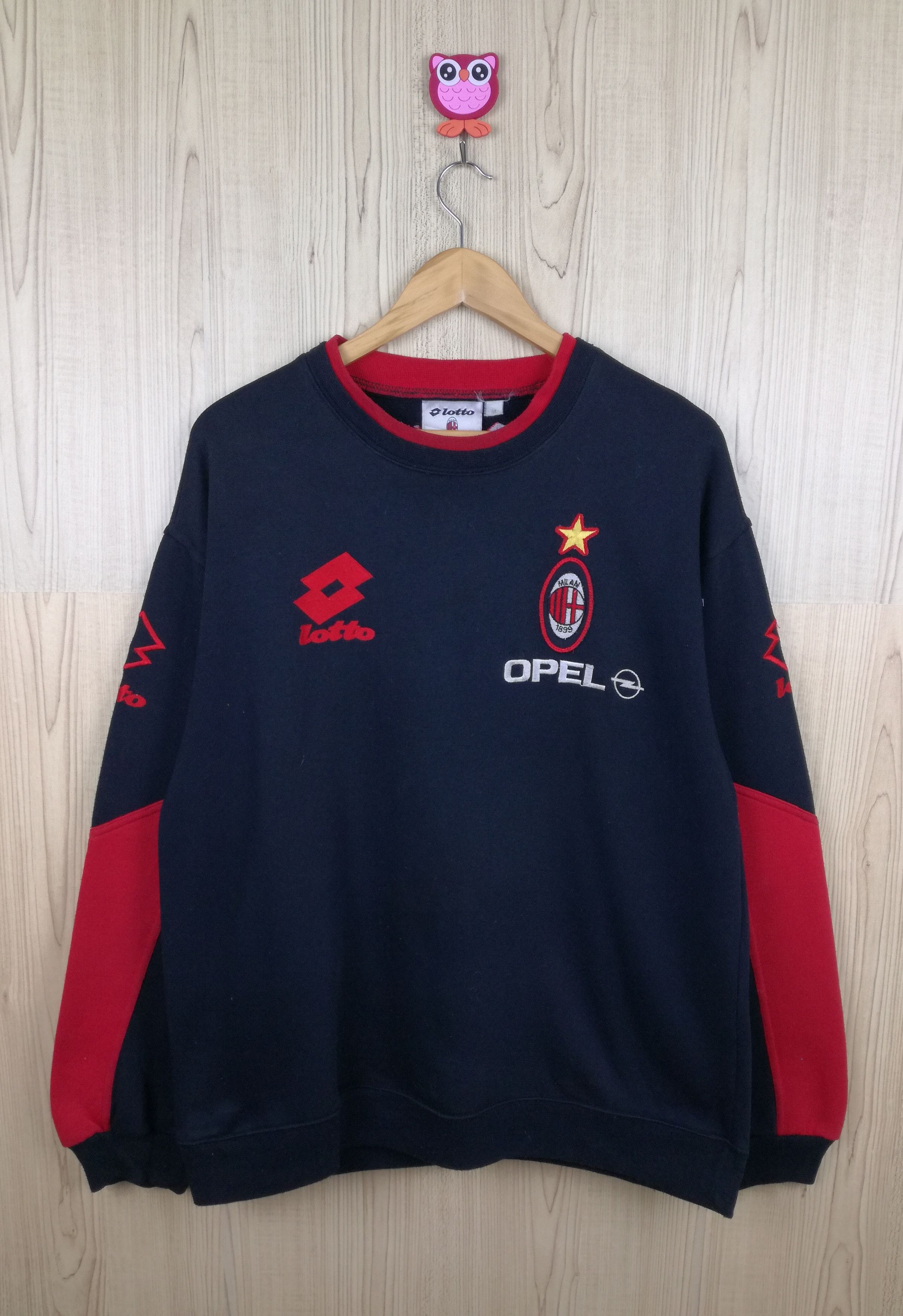 Vintage & Rare Lotto AC Milan sweatshirt
