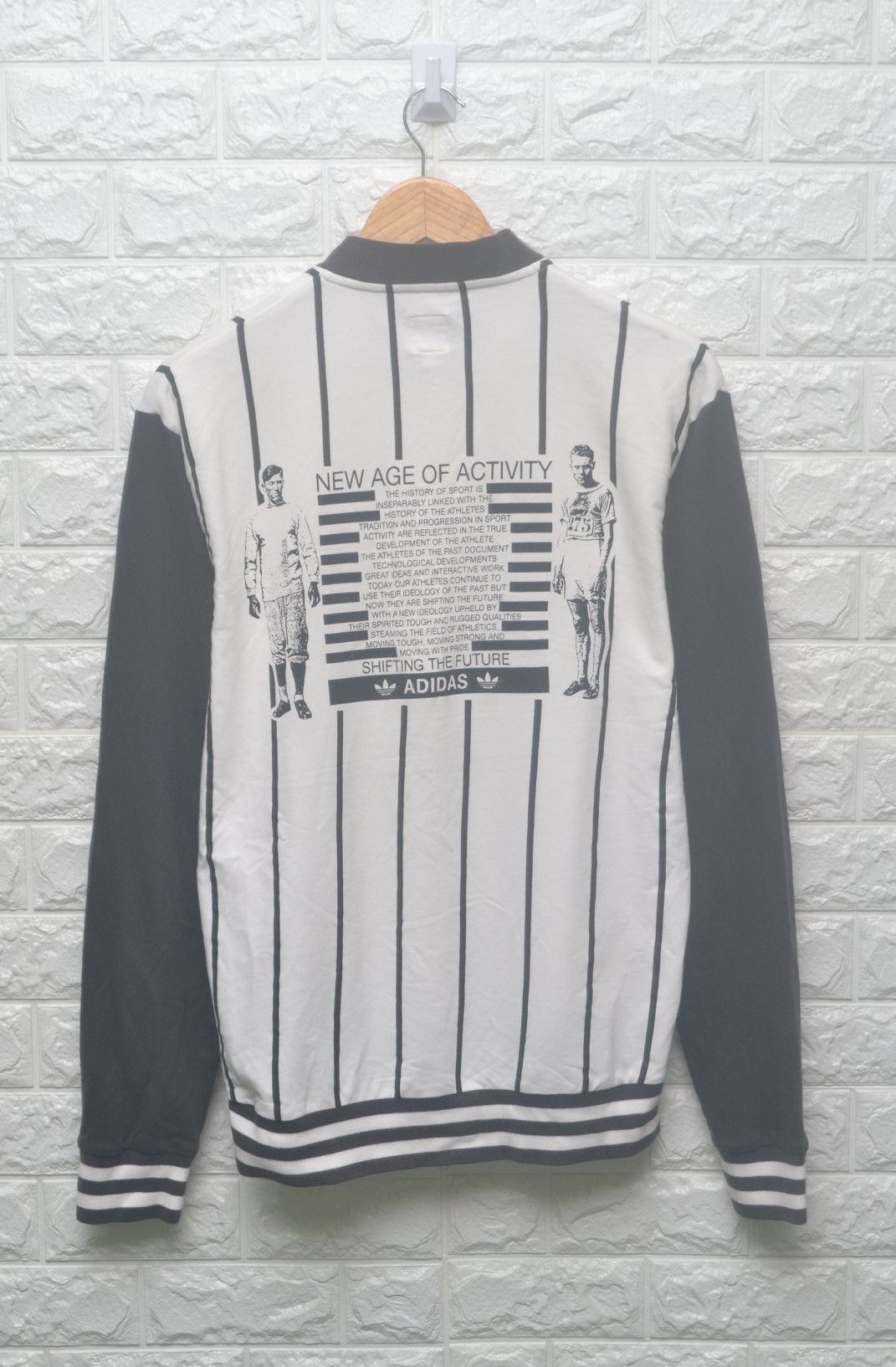 Vintage Adidas 90s trefoil half zipper sweatshirt