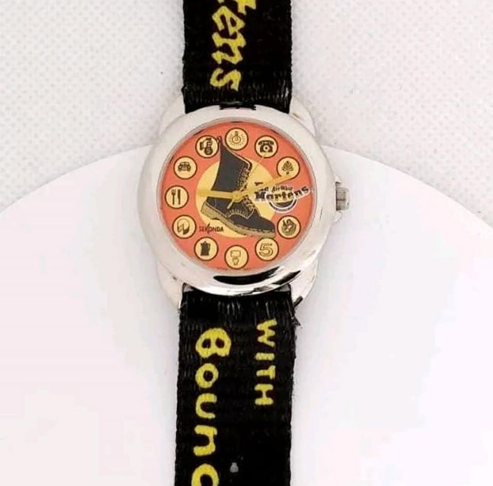 Dr martens cheap sekonda watch