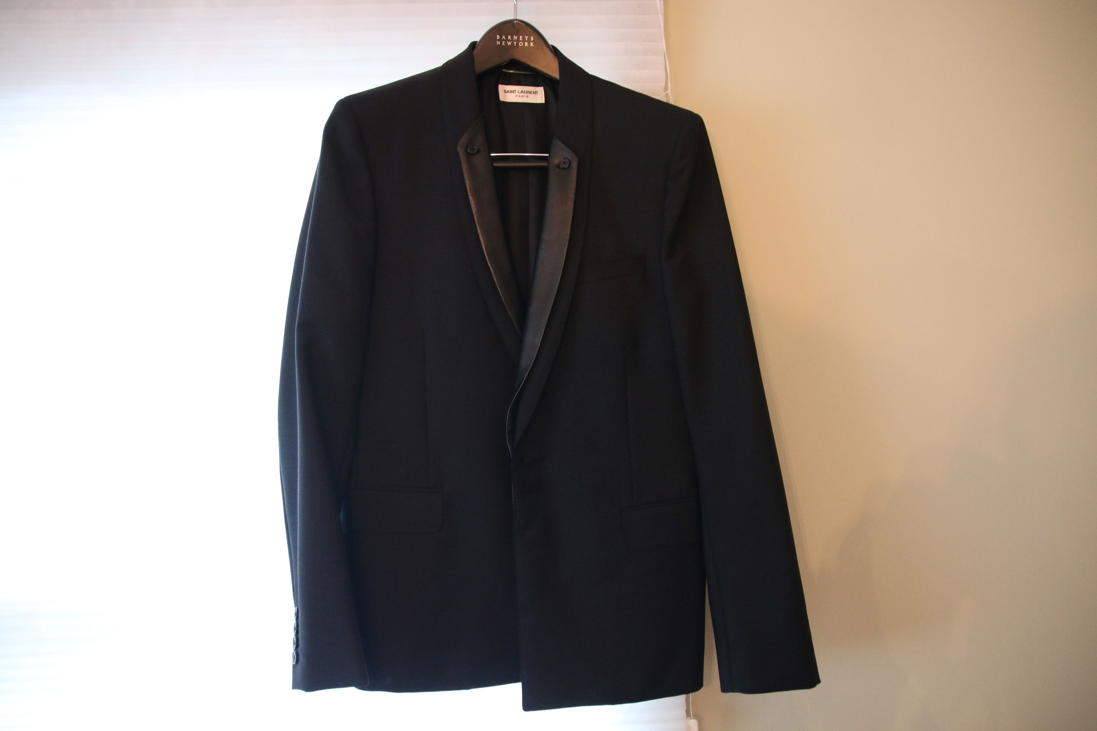 Mens Mint condition SLP blazer with leather collar in sz 50IT