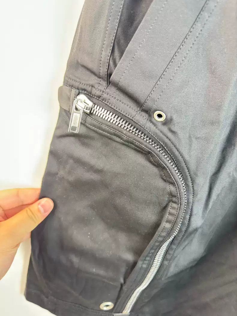 Rick Owens Rick Owens New Bauhaus bela zipper shorts Size US 34 / EU 50 - 2 Thumbnail