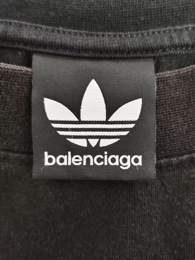 Balenciaga Balenciaga Adidas joint 23SS black and red patchwork distressed faded short sleeved T-shirt Size US XXL / EU 58 / 5 - 5 Thumbnail