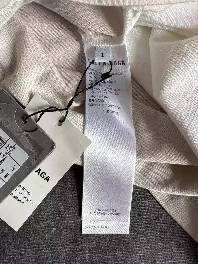 Balenciaga Balenciaga Summer Back Free Styling Tips Short Sleeves Size US S / EU 44-46 / 1 - 4 Thumbnail