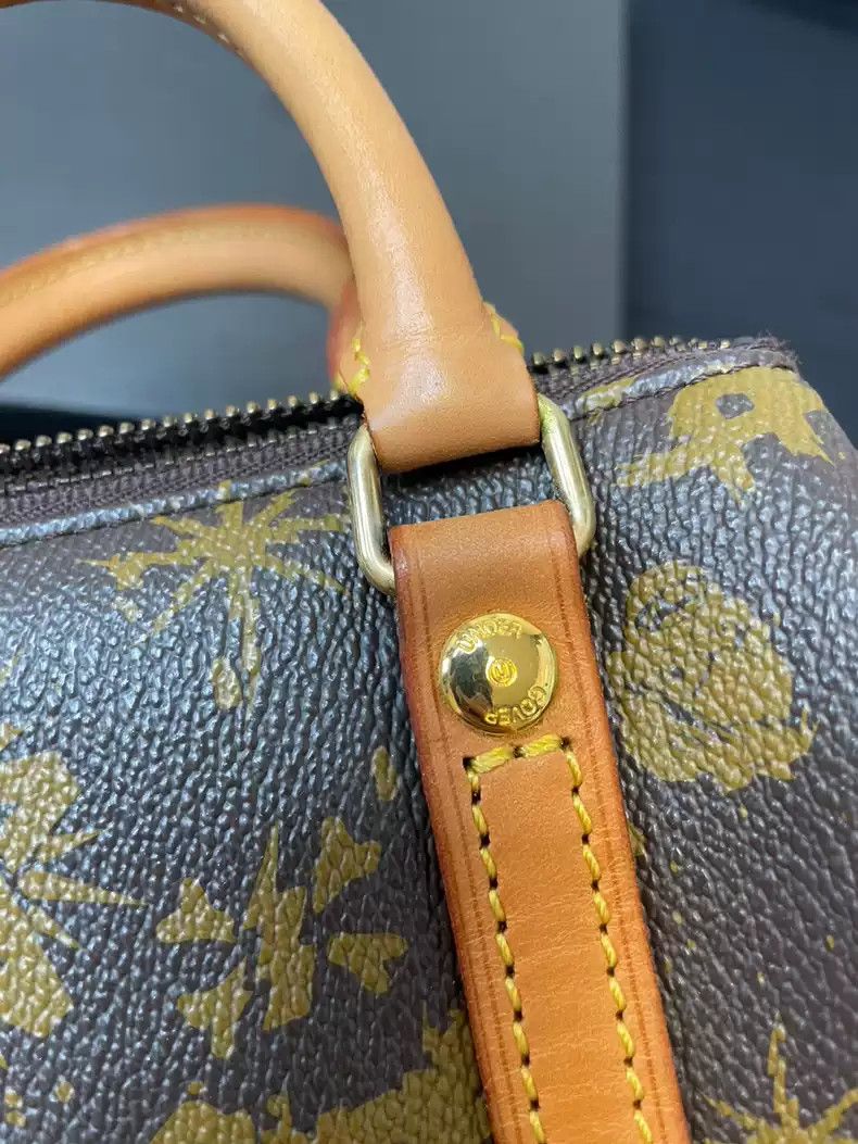 Undercover UNDERCOVER "Haze" monogram pokes fun at the LV mini bag Size ONE SIZE - 5 Thumbnail