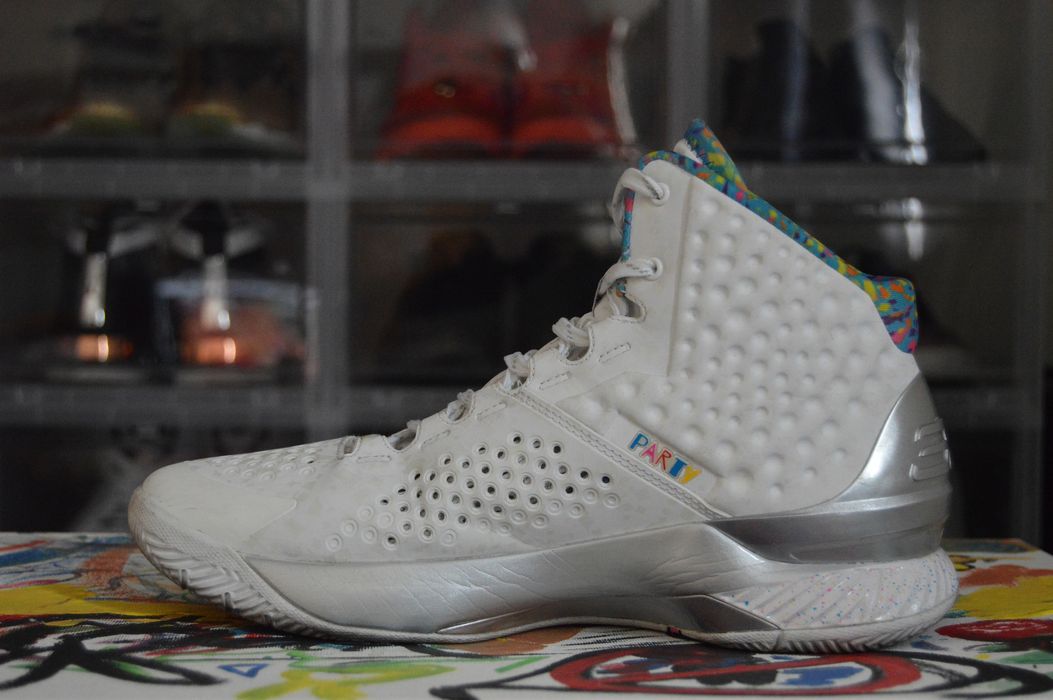 Under armour deals curry 42