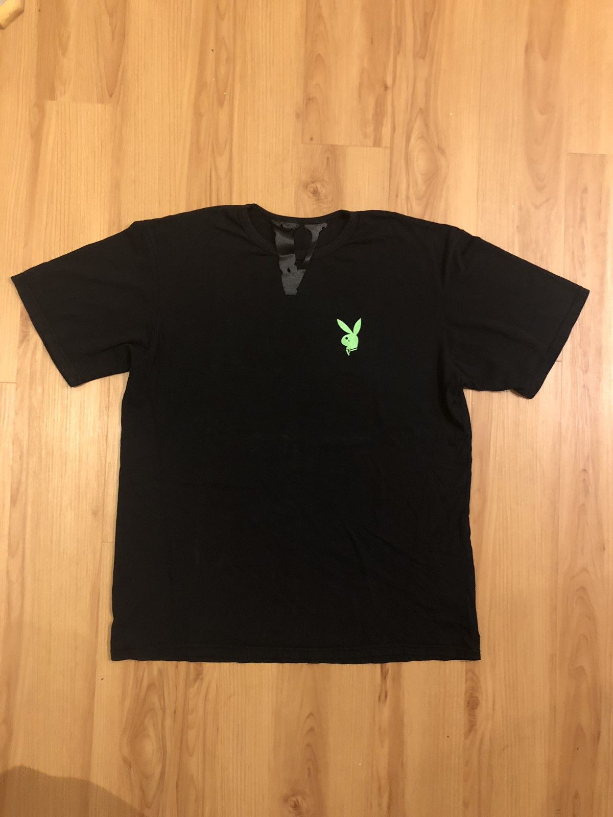 Vlone outlet x playboi carti shirt