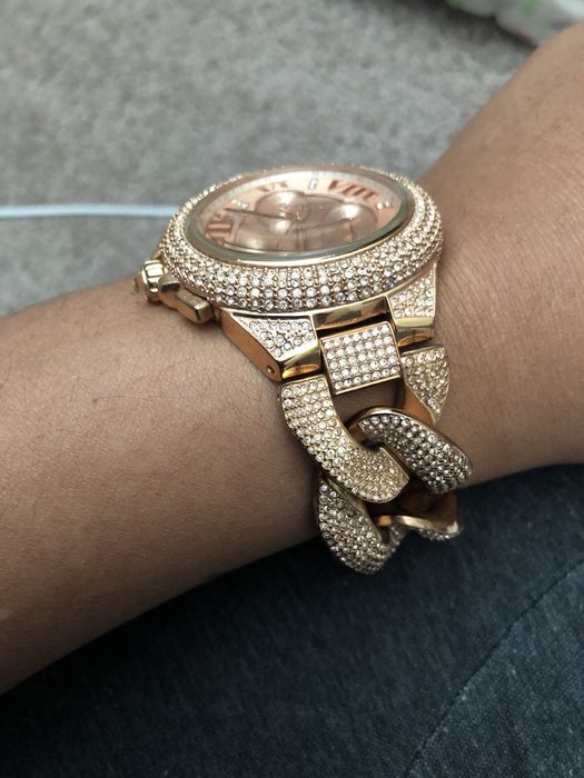 Bust down michael hot sale kors watch