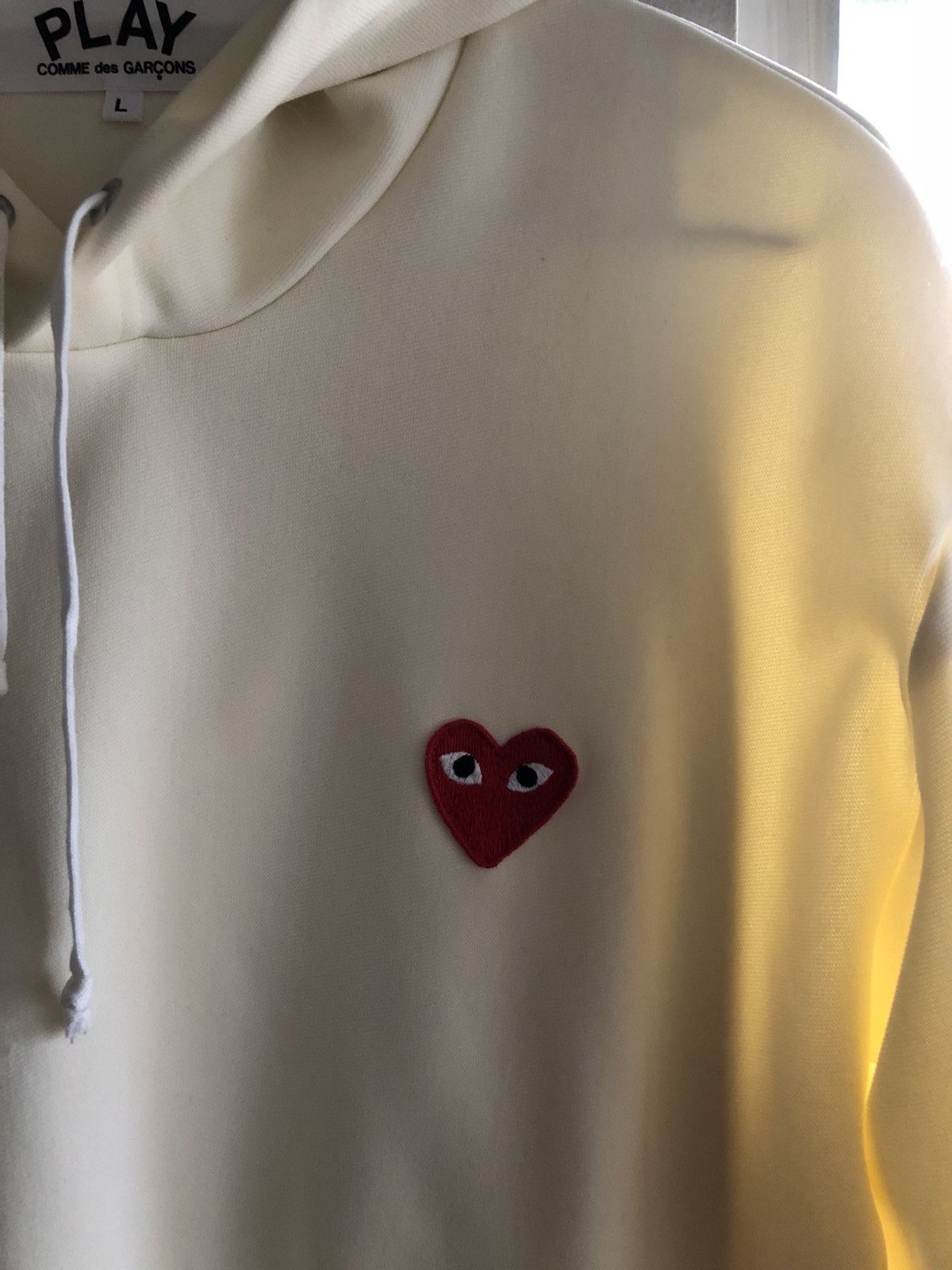 Comme des Garcons Off white heart patch hoodie Size US L / EU 52-54 / 3 - 4 Thumbnail