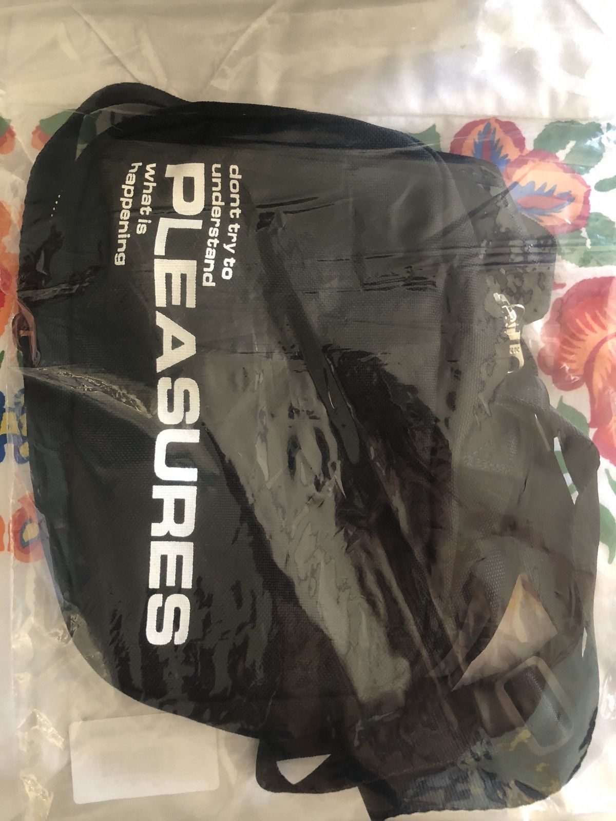 Pleasures Don’t Try Side Bag Size ONE SIZE - 3 Thumbnail