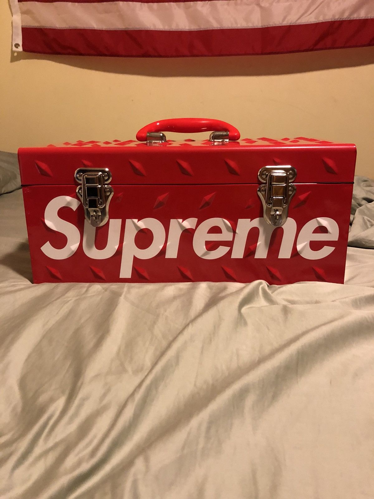 Supreme Diamond Plate Tool Box