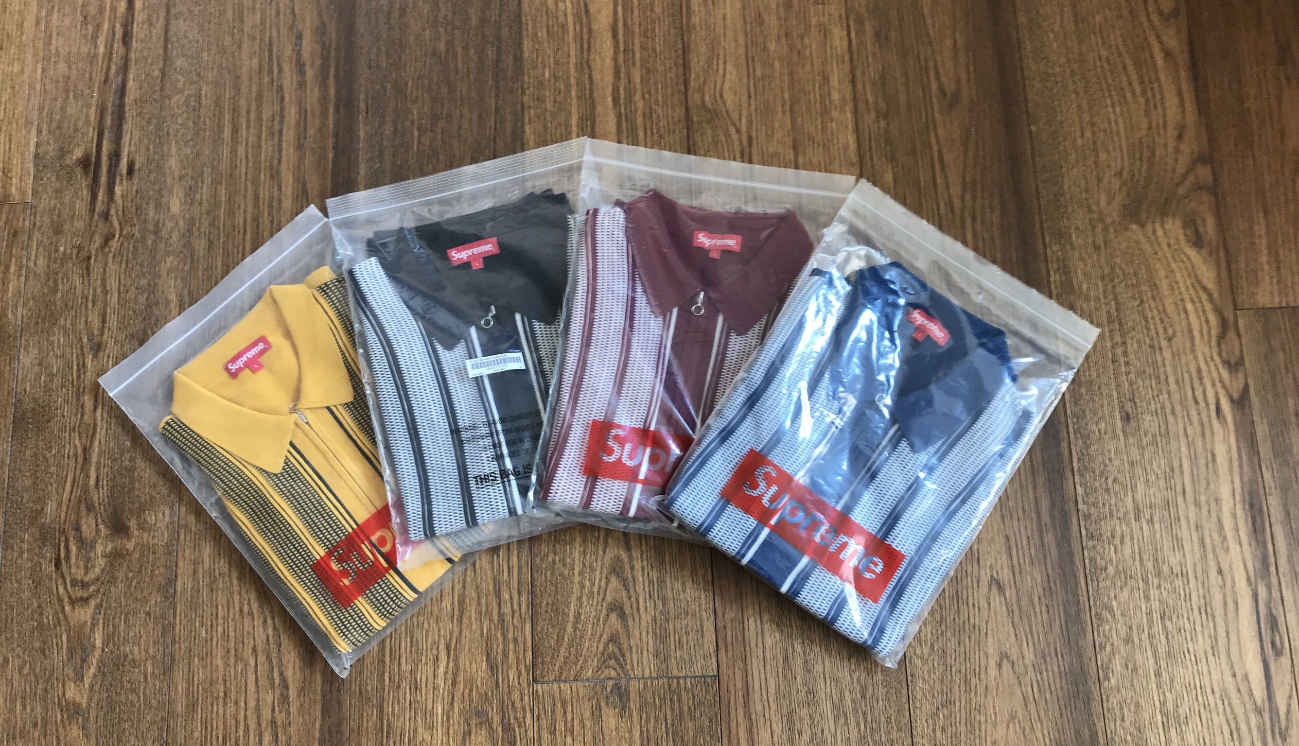 トップス Supreme GRADIENT GRID ZIP UP POLO Supreme Gradient Grid Zip Up Polo (SS23) - $148