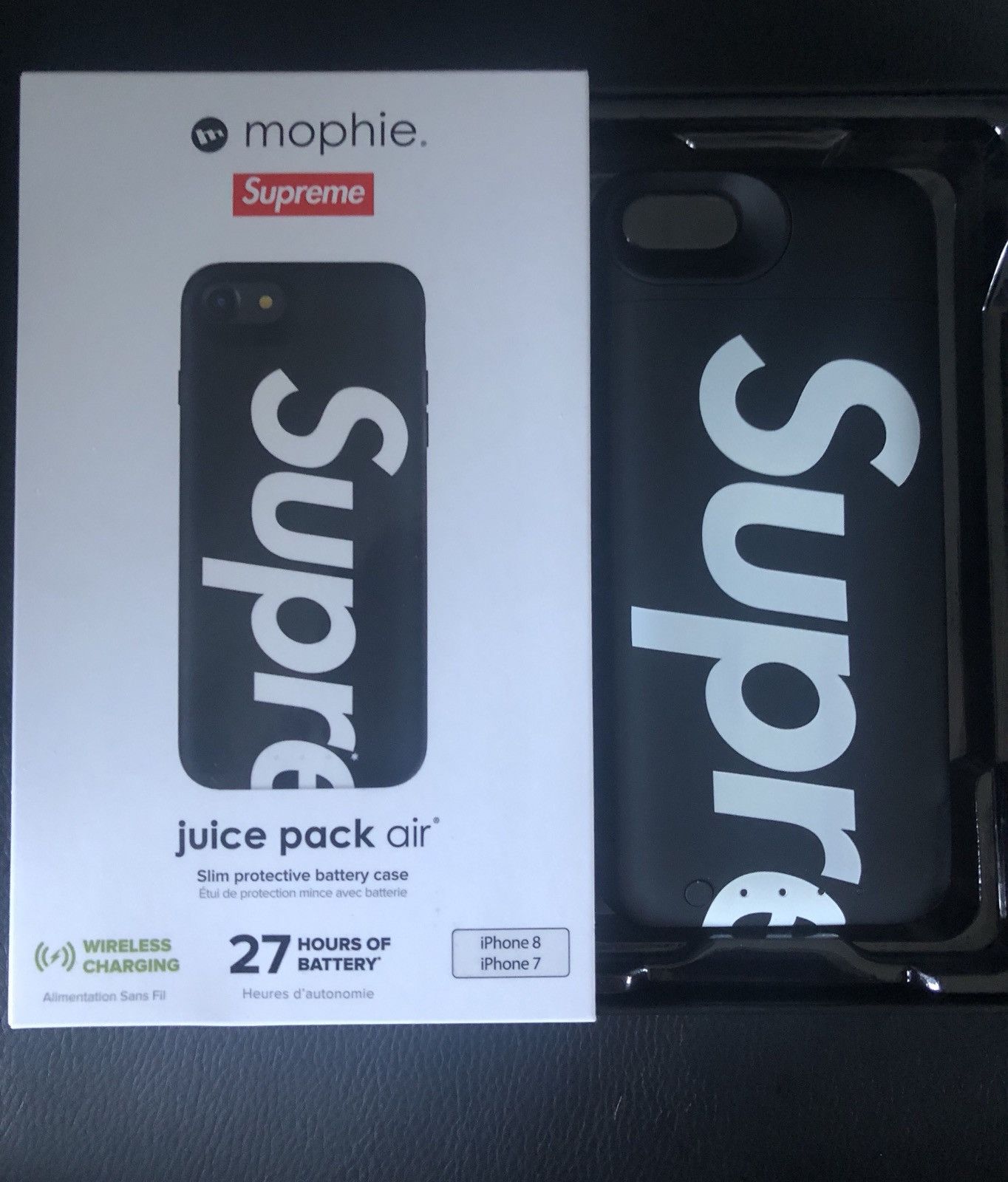 Supreme®/mophie® iPhone 8 Juice Pack Air