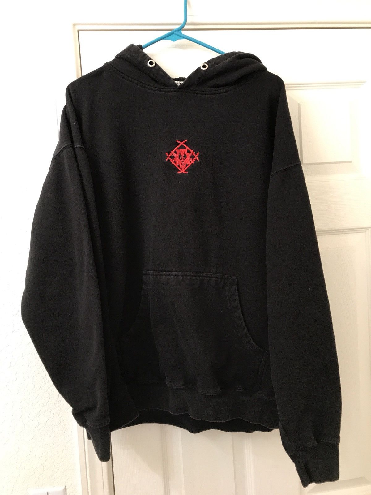 Hollowsquad Limited Edition Black And Red Embroidered Hoodie