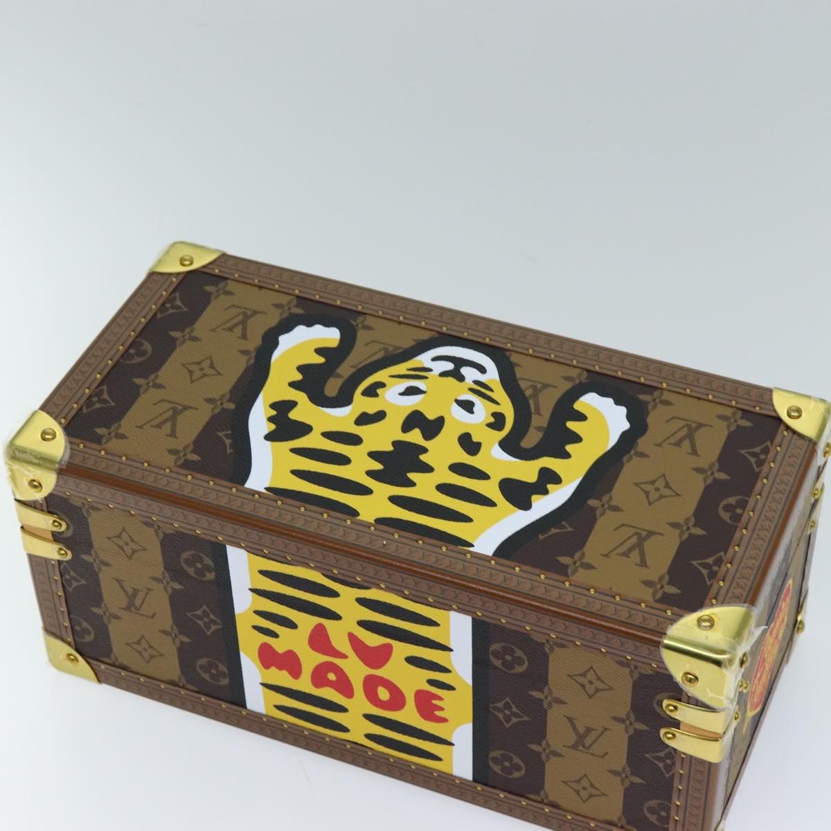 LOUIS VUITTON Monogram LVxNIGO Coffret Accessories Box M20463 LV 