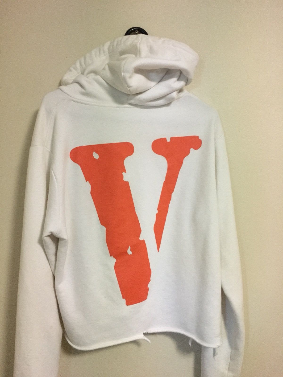 Vlone Vlone Friends Cropped Hoodie Size US M / EU 48-50 / 2 - 2 Preview