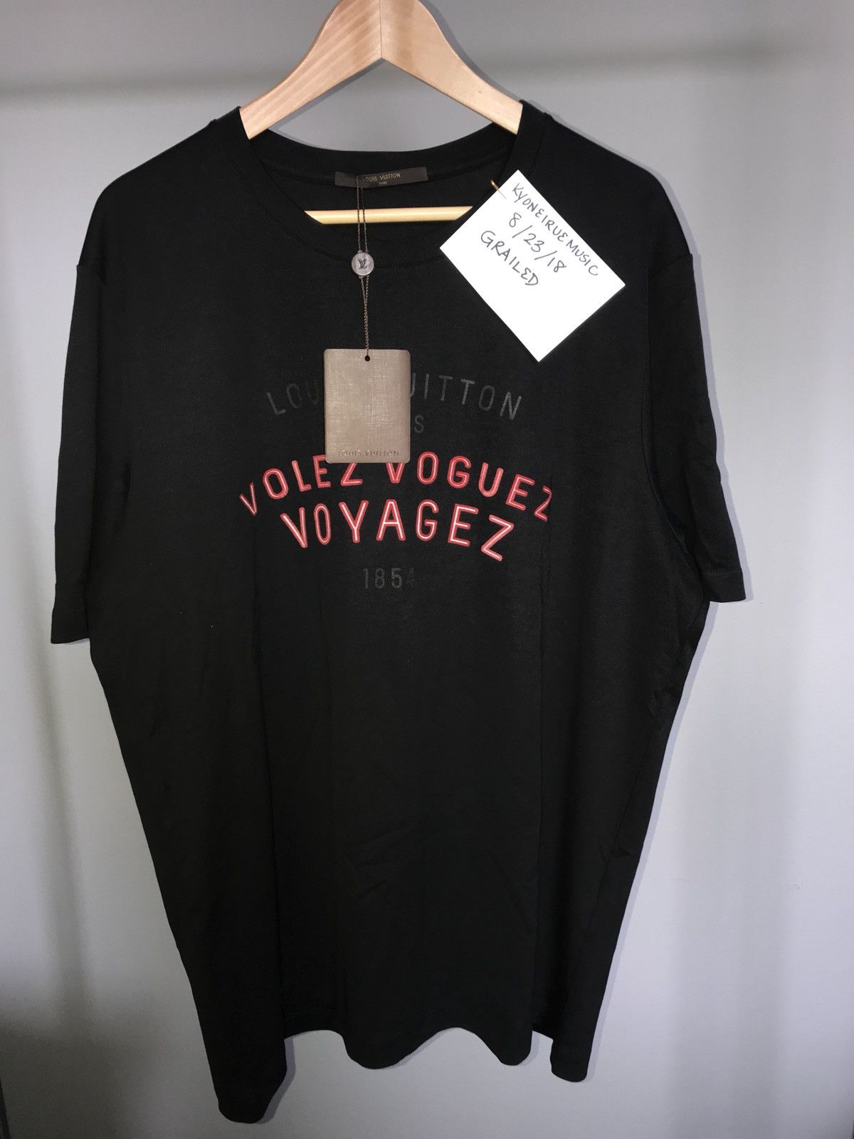 Louis Vuitton Men's Volez Voguez Voyagez T-Shirt