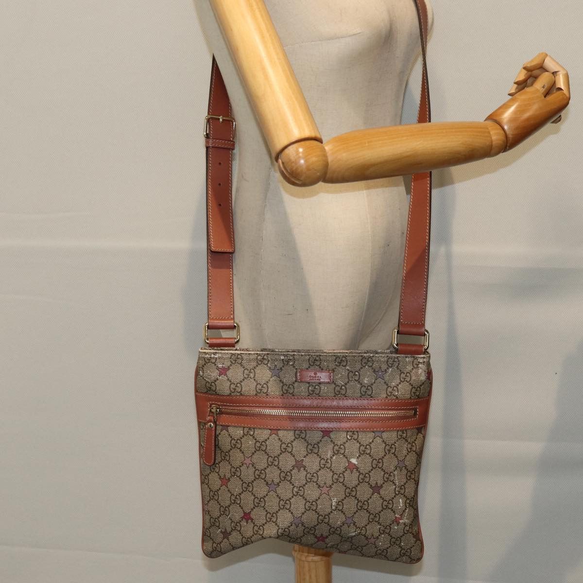 Gucci 295257 hotsell