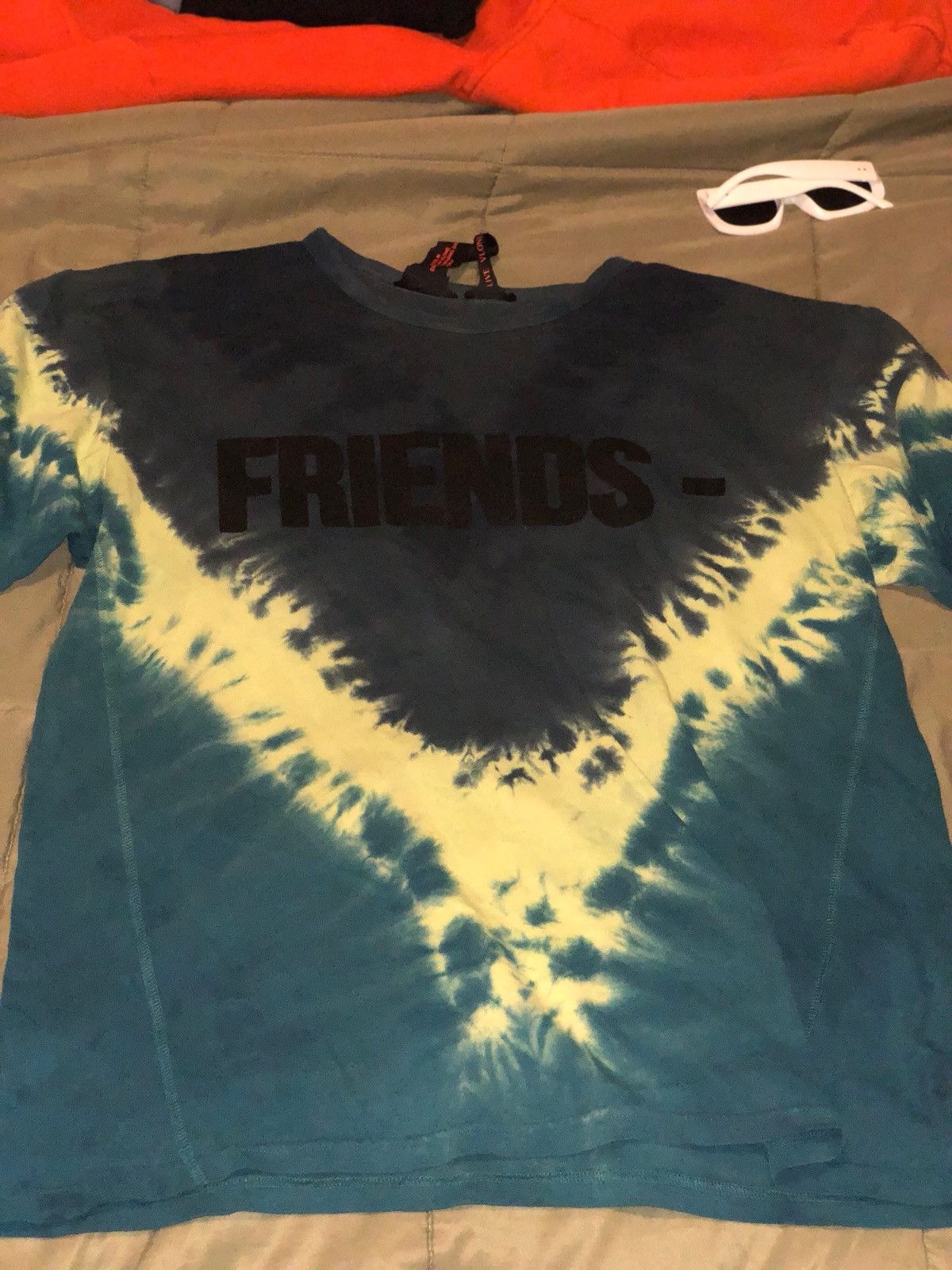 vlone tie dye shirt