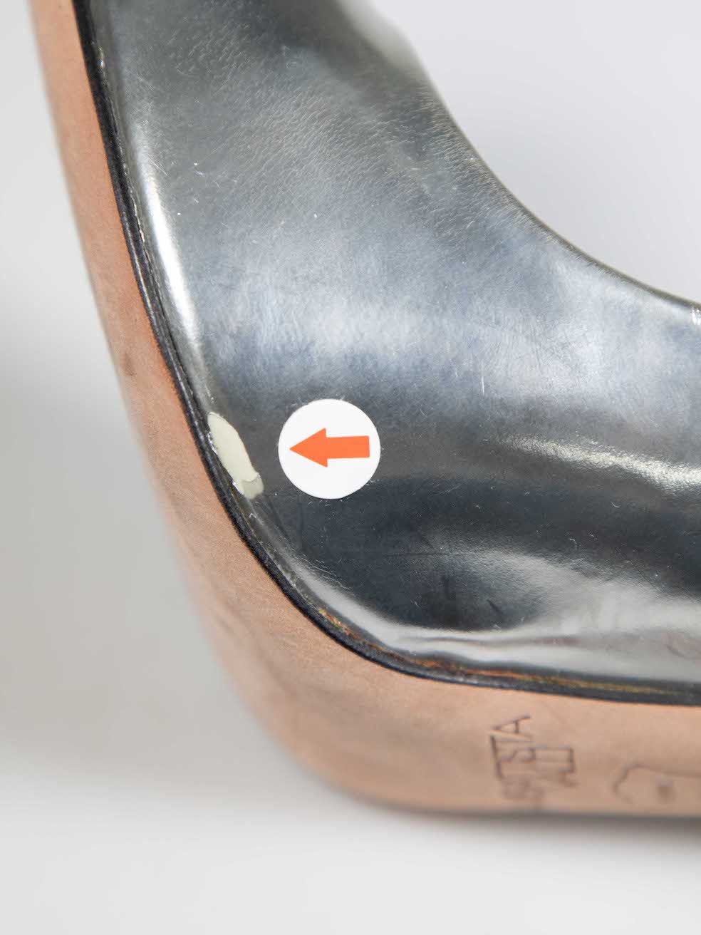 Giambattista Valli Silver & Black Leather Pumps Size US 8 / IT 38 - 7 Thumbnail