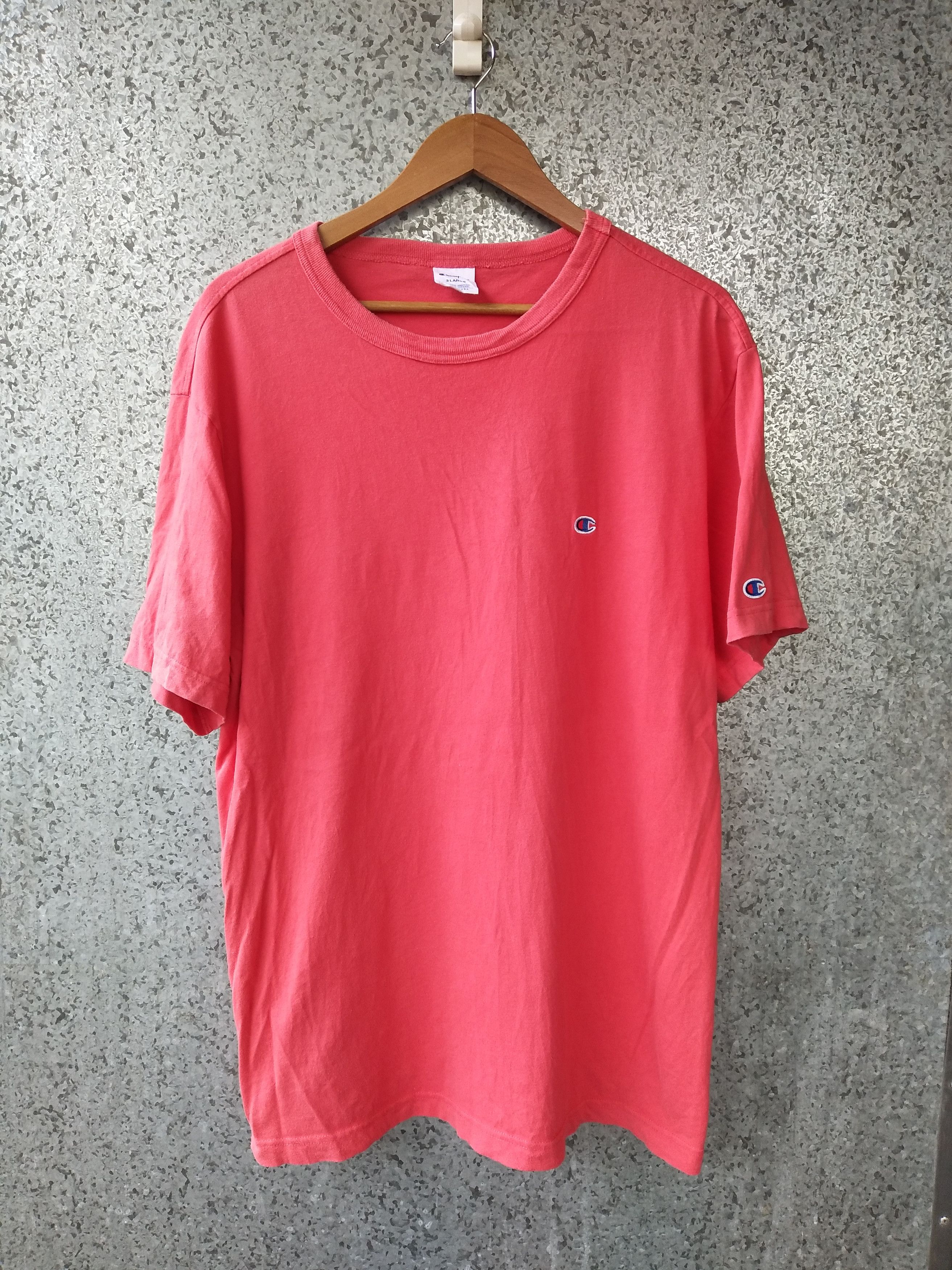 Champion Vintage Champion Small logo tshirt Size US L / EU 52-54 / 3 - 1 Thumbnail