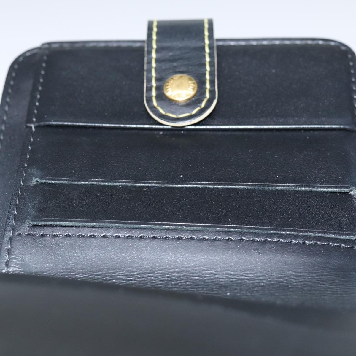 Louis Vuitton Louis Vuitton Suhari wallet Size ONE SIZE - 17 Thumbnail