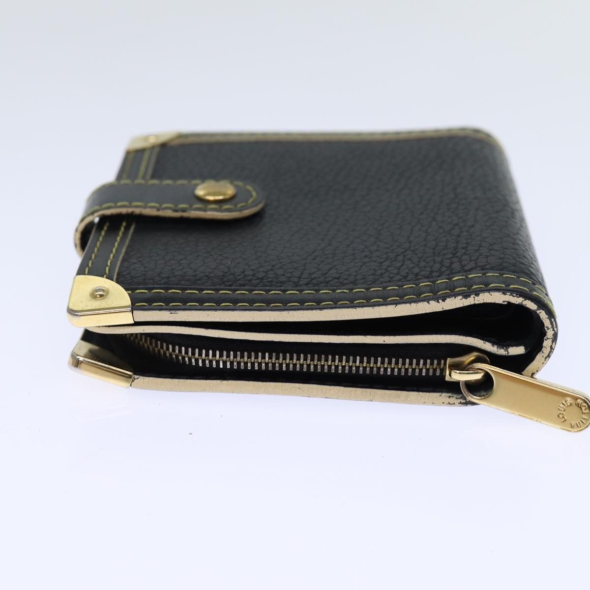 Louis Vuitton Louis Vuitton Suhari wallet Size ONE SIZE - 11 Thumbnail