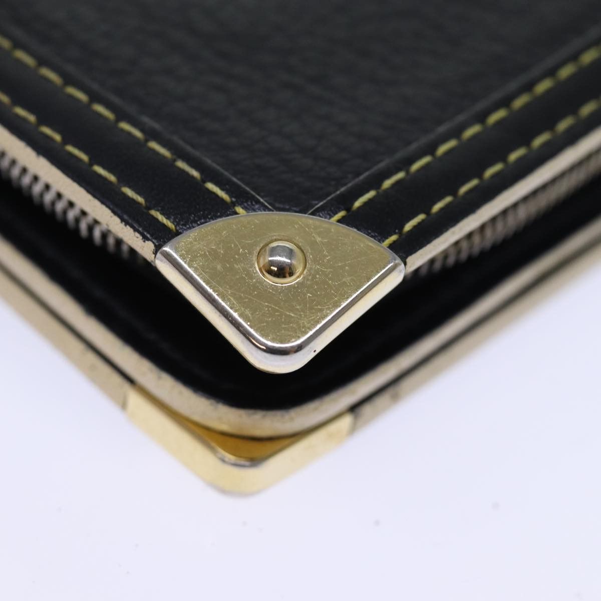 Louis Vuitton Louis Vuitton Suhari wallet Size ONE SIZE - 14 Thumbnail