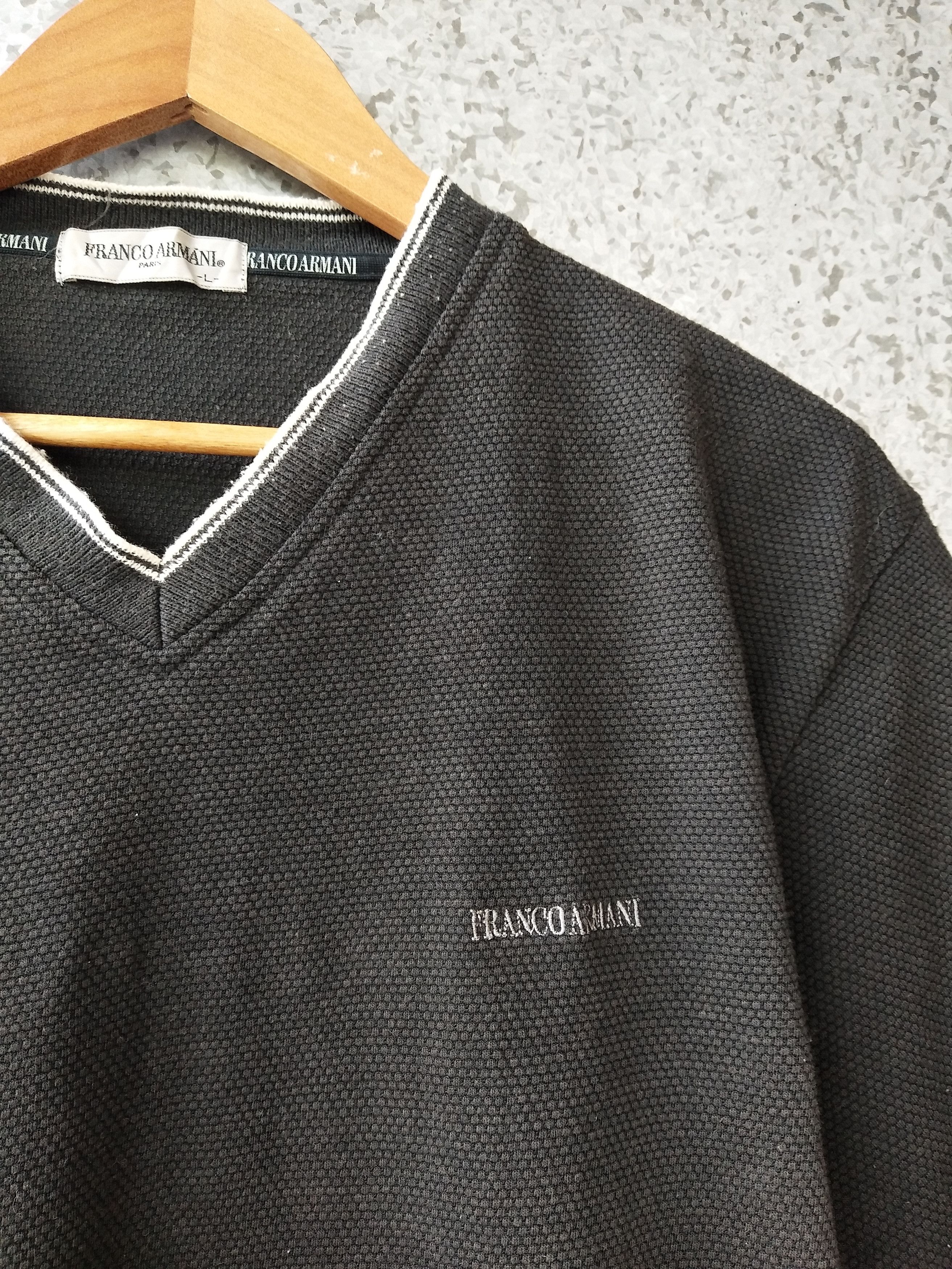 Armani Franco Armani Paris tshirt V neck designer Size US M / EU 48-50 / 2 - 3 Thumbnail