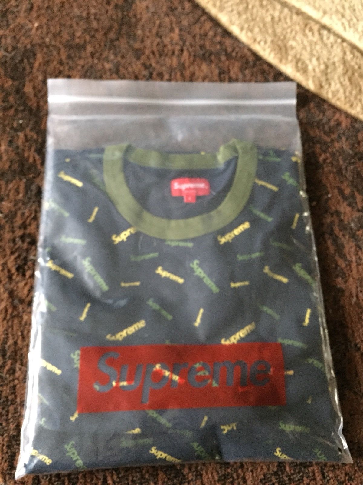 Black And Gold Scatter Ringer 