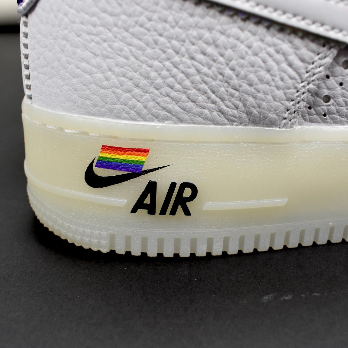 Nike Nike Air Force 1 Betrue 2020 Rainbow White Size US 9.5 / EU 42-43 - 11 Thumbnail