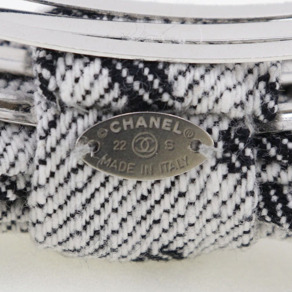 Chanel Chanel hair Size ONE SIZE - 5 Thumbnail