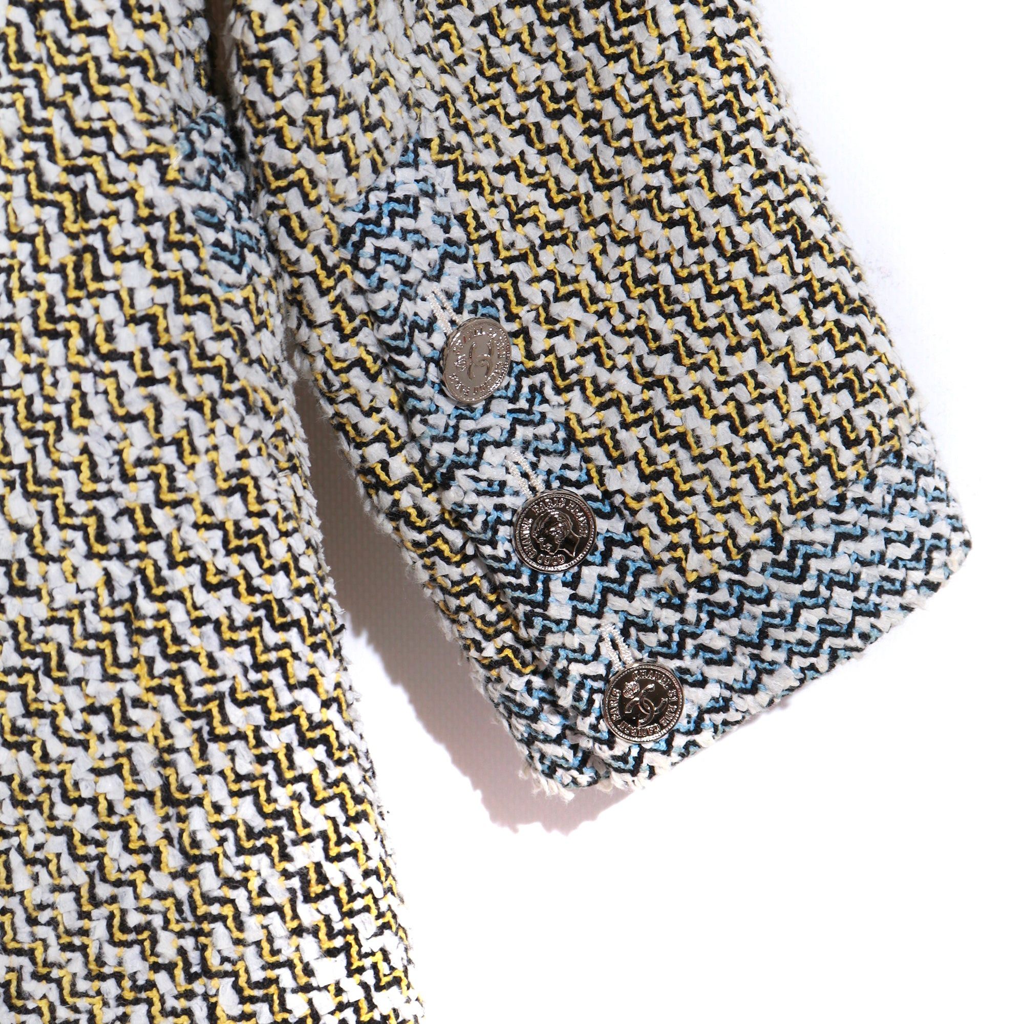 Chanel CHANEL - Tweed jacket (T40) Size M / US 6-8 / IT 42-44 - 3 Thumbnail