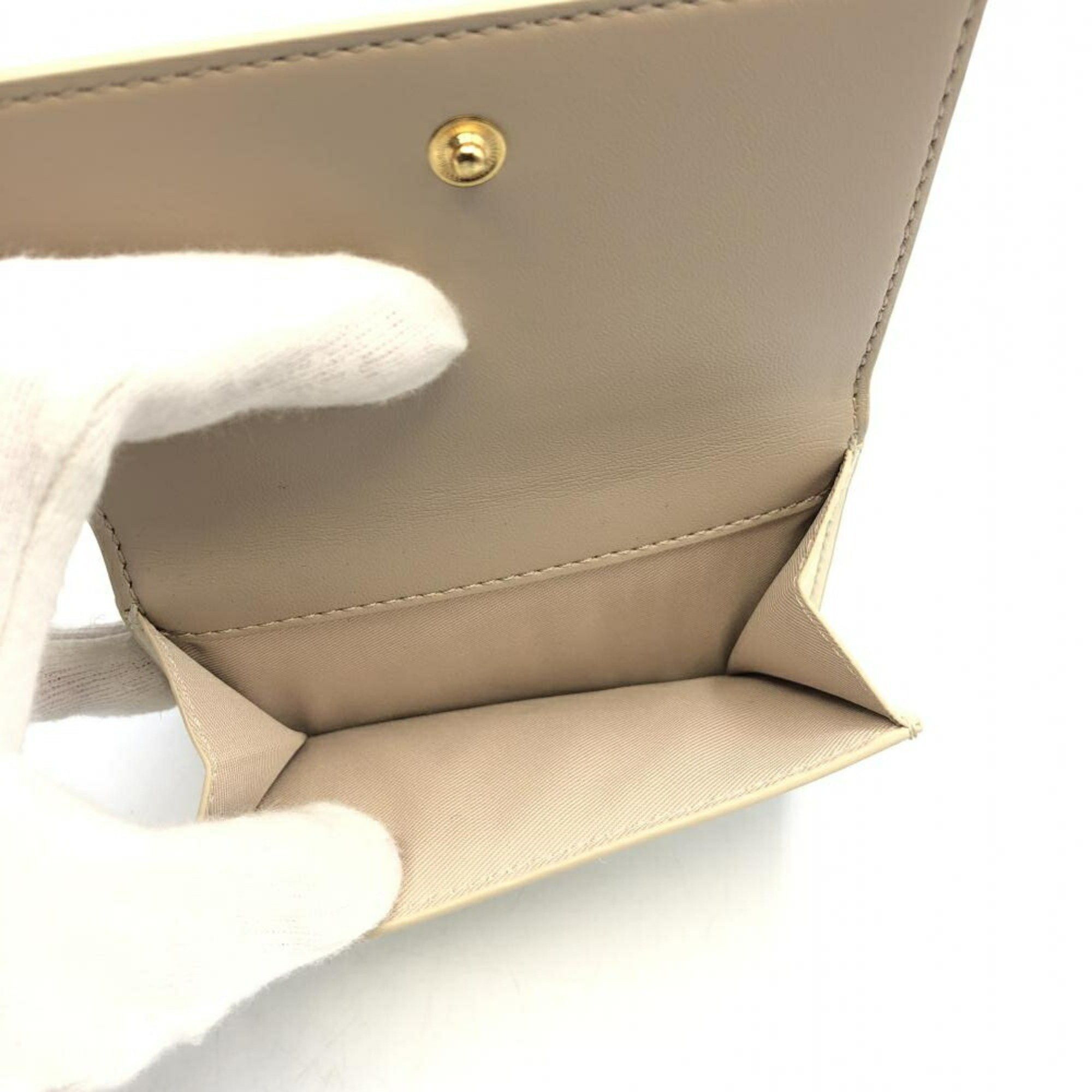 Marc Jacobs MARC JACOBS Tri-fold Wallet Beige 2S3SMP005S01 Marc Jacobs Size ONE SIZE - 6 Thumbnail