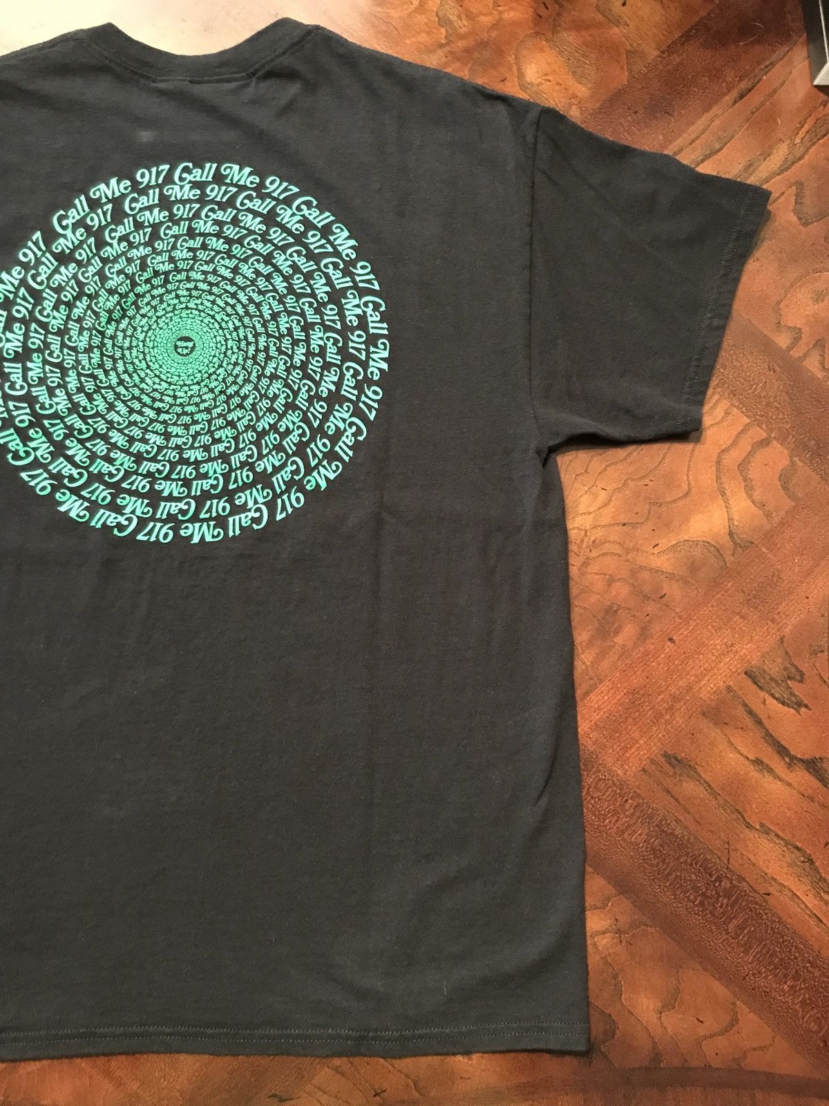 Call Me 917 hypnotic Pocket Tee Size US XL / EU 56 / 4 - 4 Thumbnail