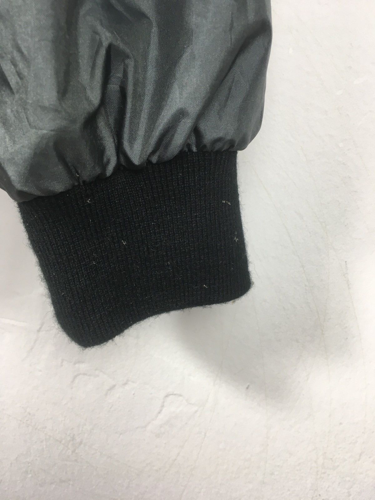 Descente × Vintage Desente Ski Wear Jacket Armpit 20.5 x 24 Size US M / EU 48-50 / 2 - 3 Thumbnail