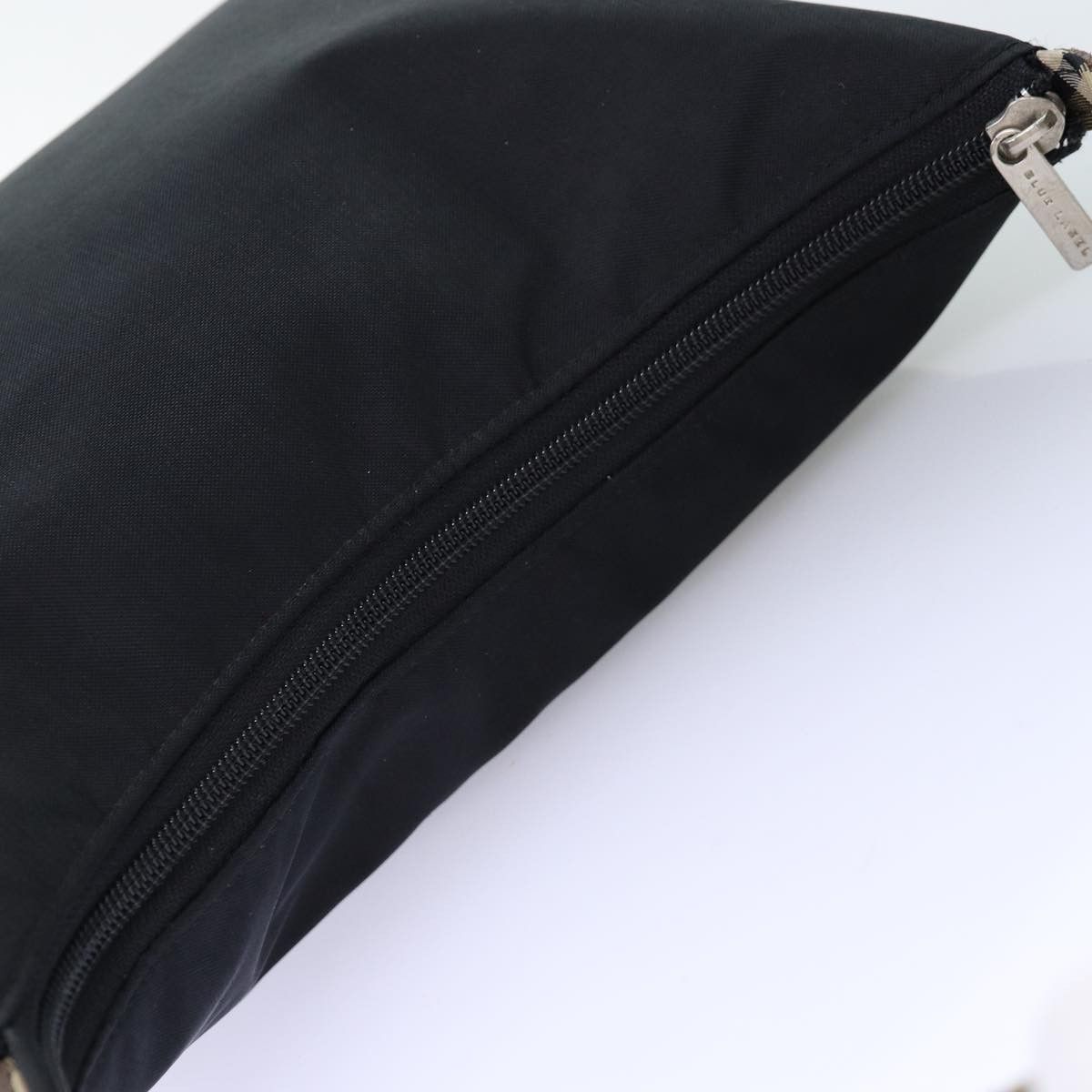 Burberry Burberry Blue Label shoulder Size ONE SIZE - 10 Thumbnail