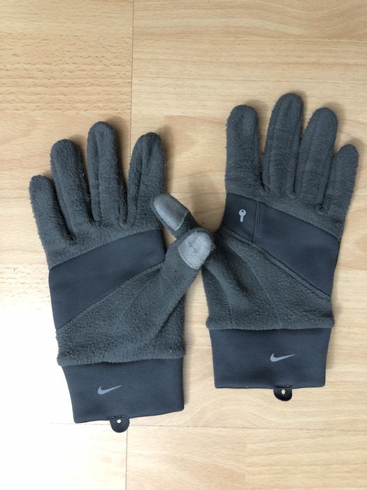 Nike store gyakusou gloves