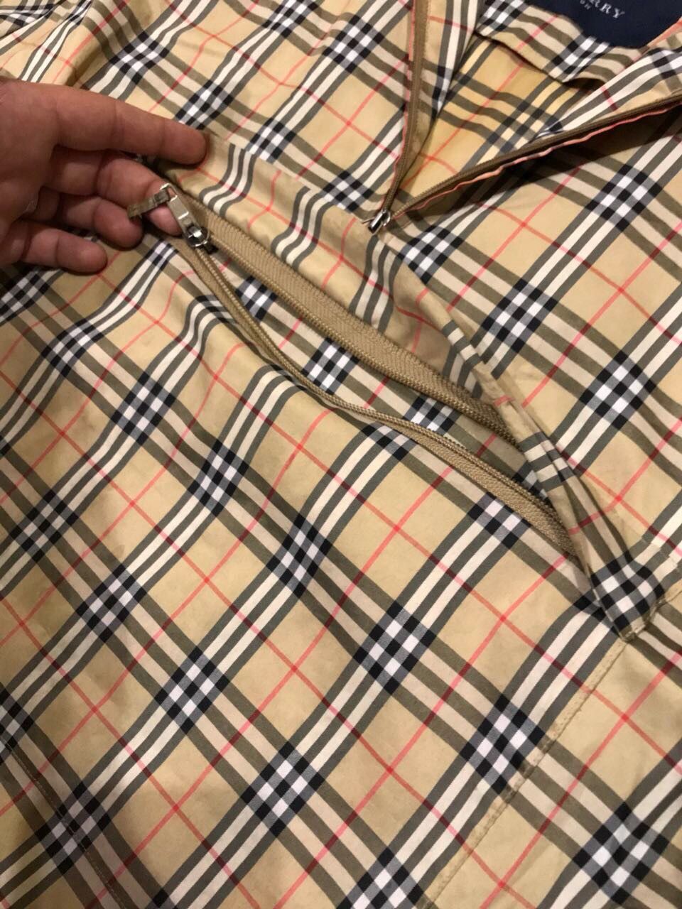 Burberry Burberry Check Nova Anorak Monogram Jacket Raincoat. Size US M / EU 48-50 / 2 - 5 Thumbnail