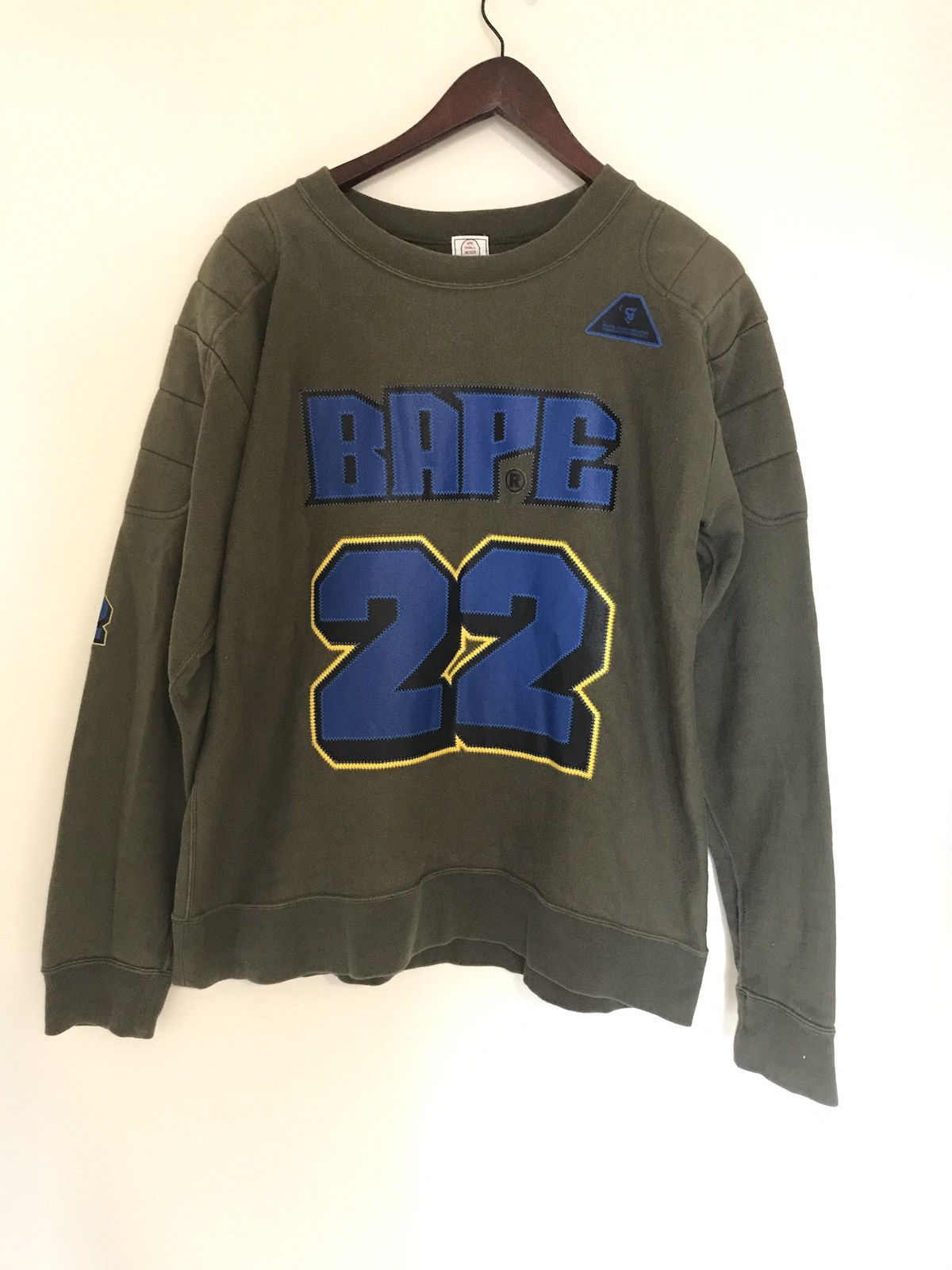 Bape Bape Vintage Centurion Crewneck Sweatshirt Size US M / EU 48-50 / 2 - 1 Thumbnail