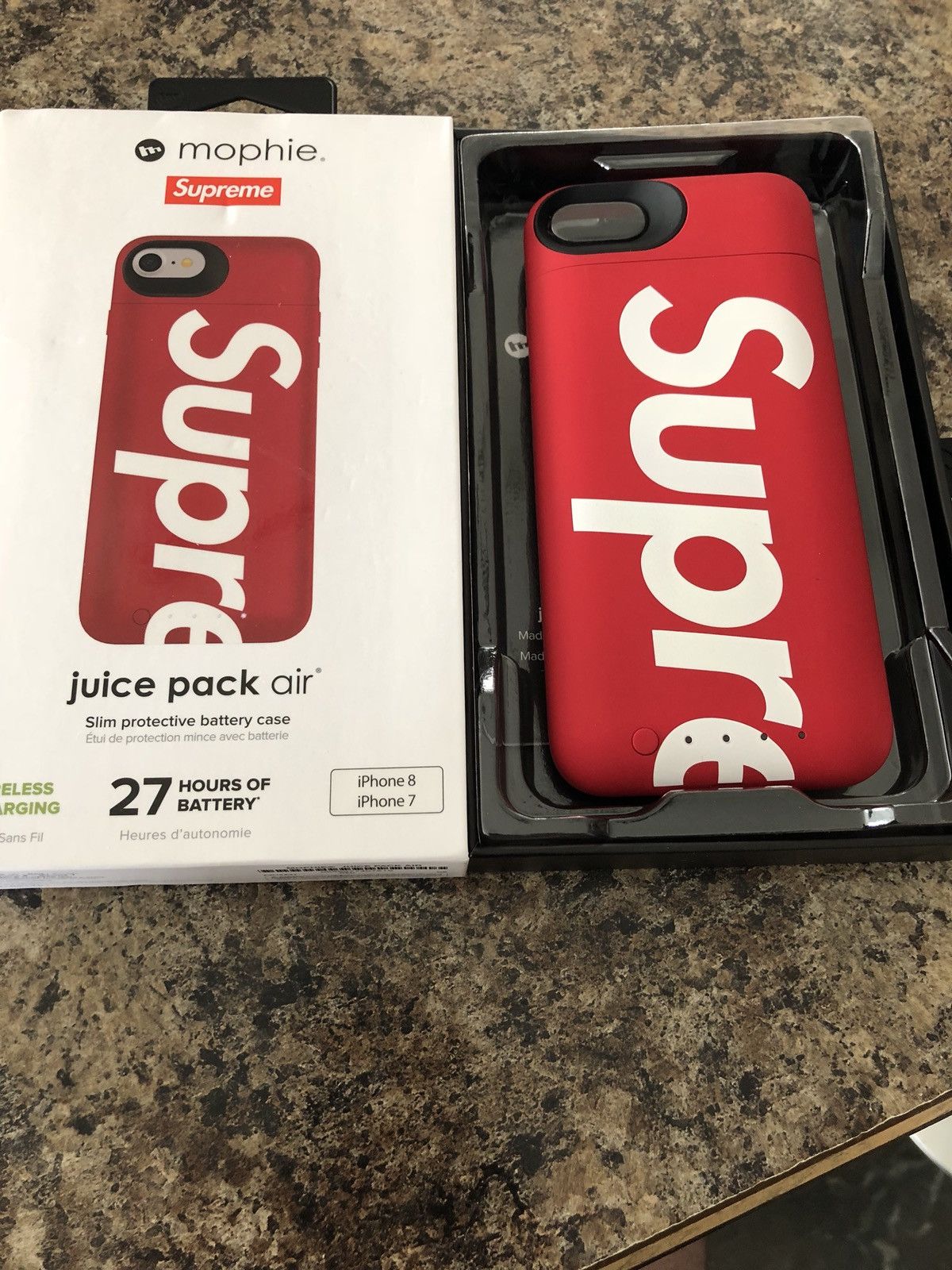 Supreme Mophie Juice Pack For iPhone 8 | Grailed