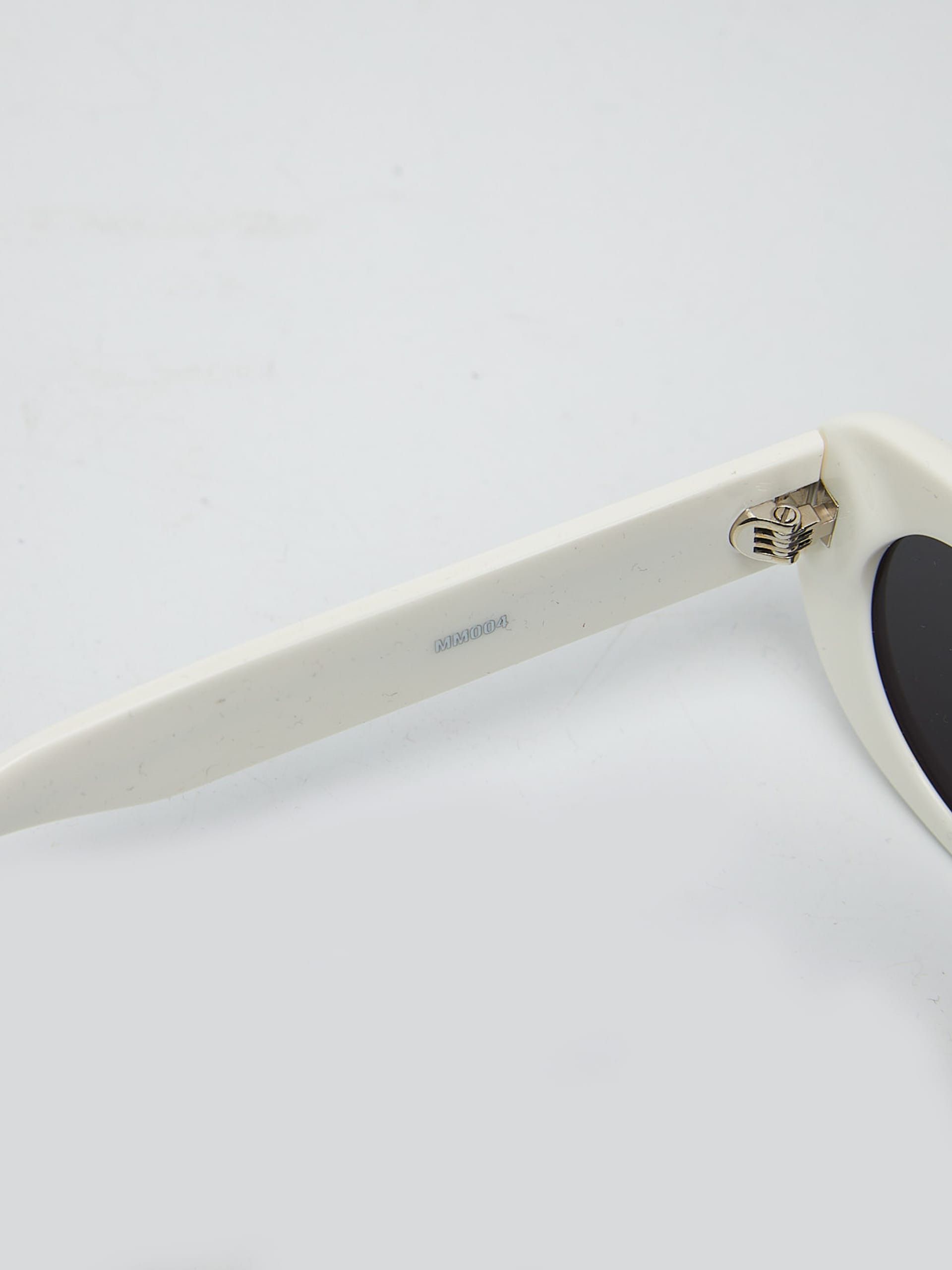 Gentle Monster White MM004 Sunglasses Size ONE SIZE - 5 Thumbnail