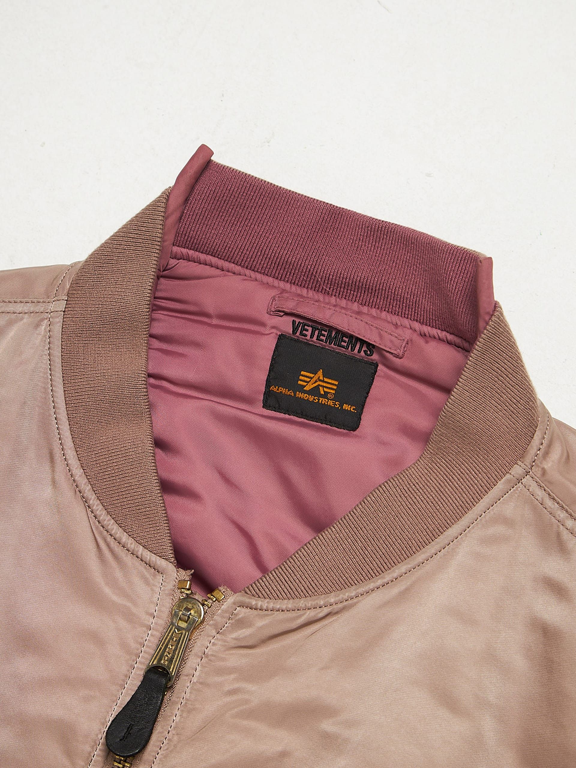 Vetements Dust Pink Oversized Nylon Bomber Jacket Size US XS / EU 42 / 0 - 3 Thumbnail