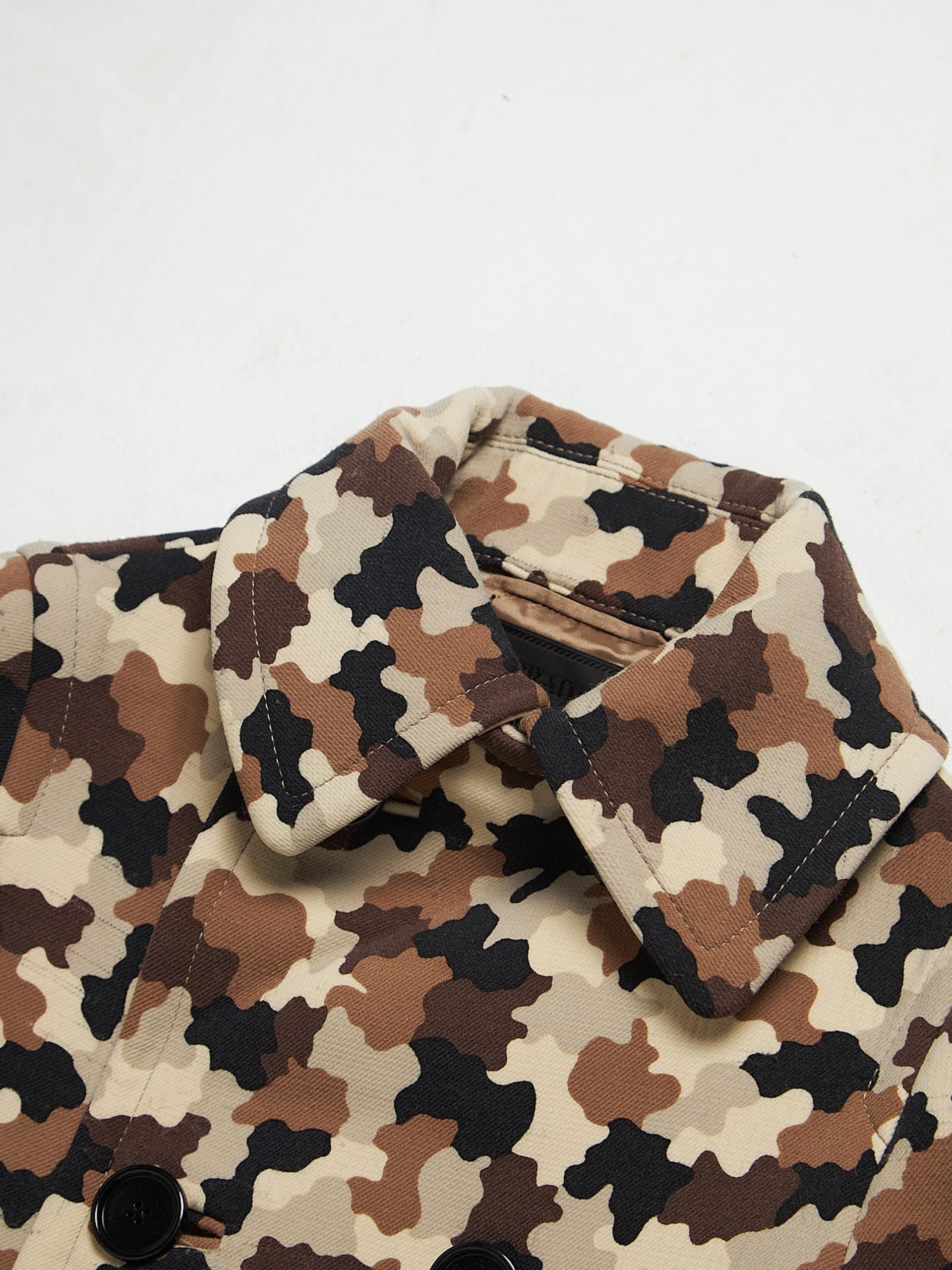 Prada Beige Camo Double Breasted Cropped Wool Coat Size US S / EU 44-46 / 1 - 3 Thumbnail