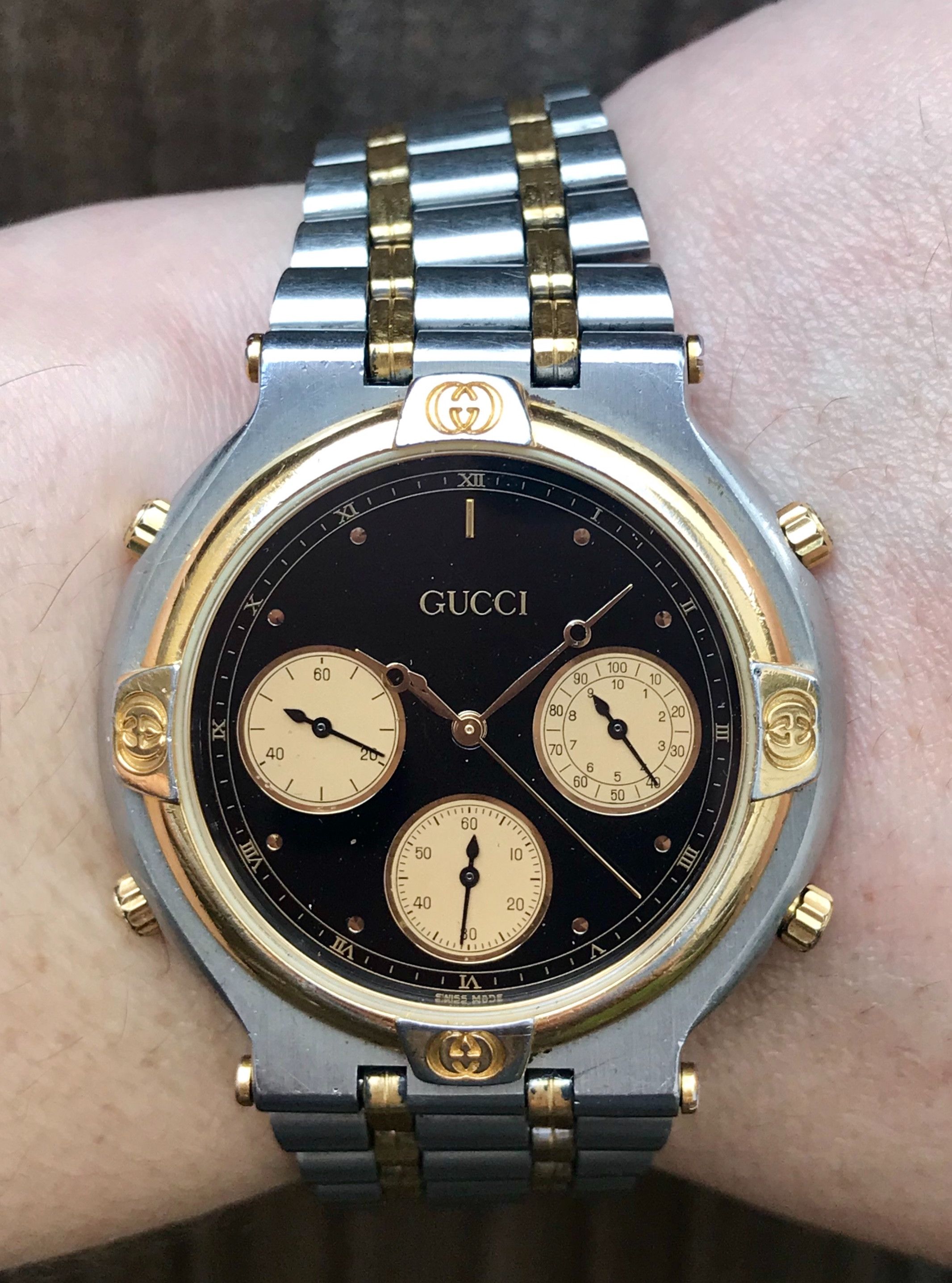 Gucci hotsell 9400 watch