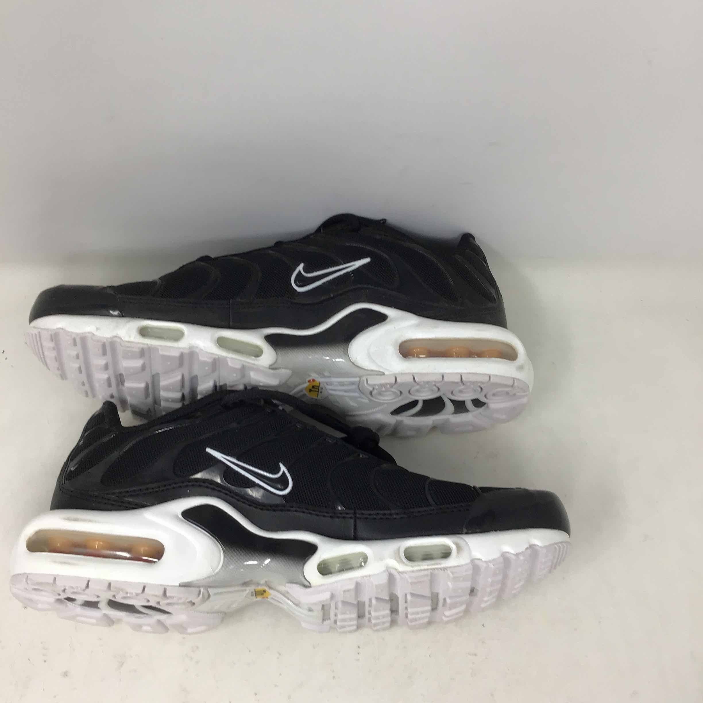 wmns air max plus